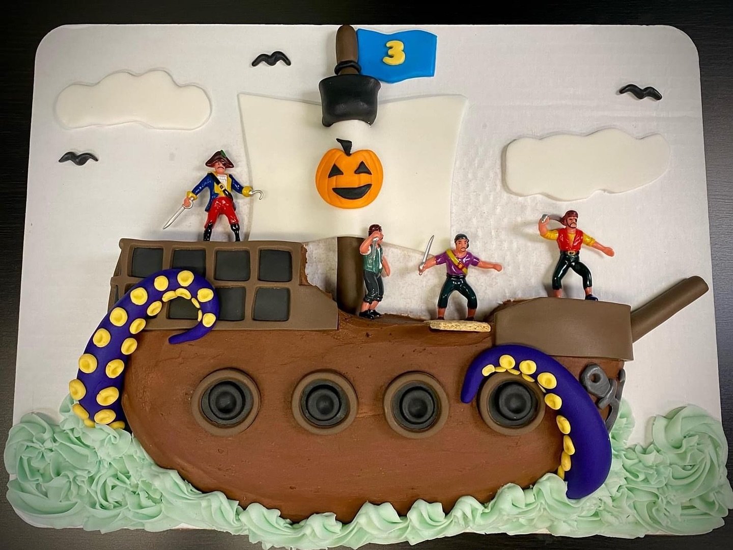 Happy Wednesday! My youngest turns 6 today, but I&rsquo;m sharing one of my favorites cakes of his that we&rsquo;ve made. It&rsquo;s an honor to make my kiddos&rsquo; cake dreams come true! 
We&rsquo;d love to make your kid&rsquo;s cake dreams come t