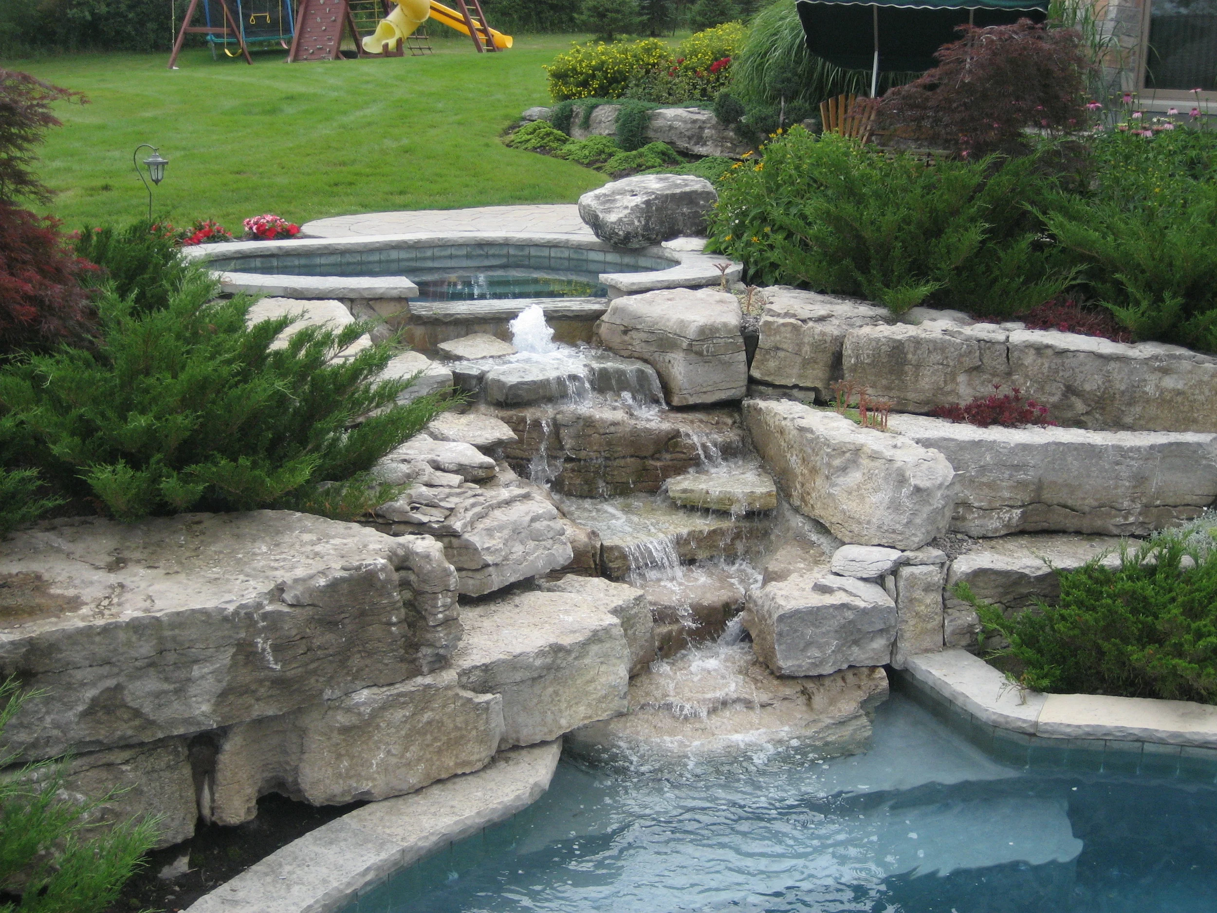 ToddPools-Water-Features-044.jpg