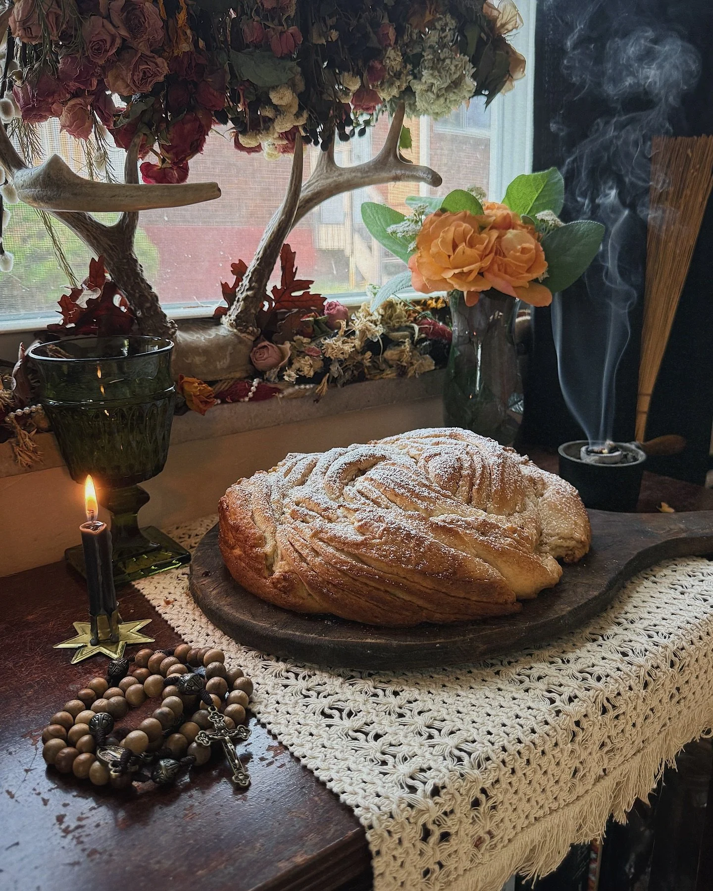 Happy Lammas ⚘ As is tradition, my offerings include braided bread (this time a rose) and a flour-dusted kitchen. 

Growing up, braided breads were a regular sight in our church hall during feast days. Every so often, one of the women in our parish w