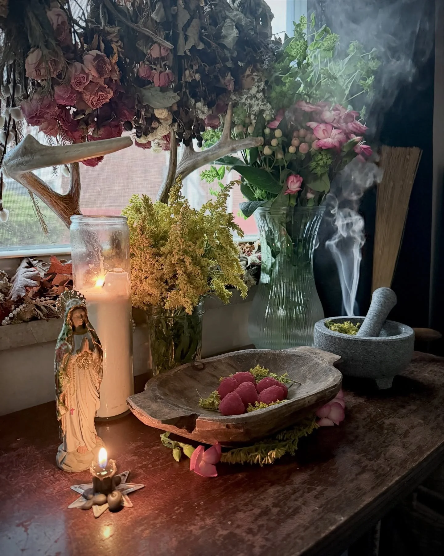 Happy fall! Checking in quick to share that I&rsquo;ll have a series of folk Mary statuettes available this weekend (as well as a special fundraising release).

Listings will be posted in my shop this Saturday (the 27th) around 7 a.m. ET. This set fe