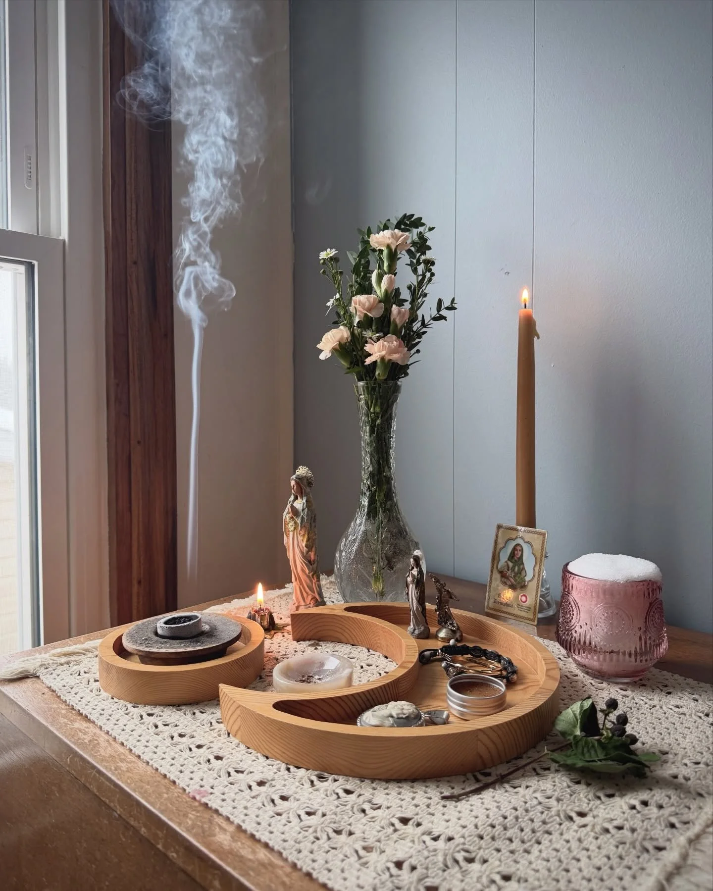 Sharing a quick folk Mary update and free cross stitch pattern (along with the altars I reset mid-storm). 

A new collection of statuettes will be listed in my shop on Wednesday morning, January 28th. Several will be designated &lsquo;in offering,&rs