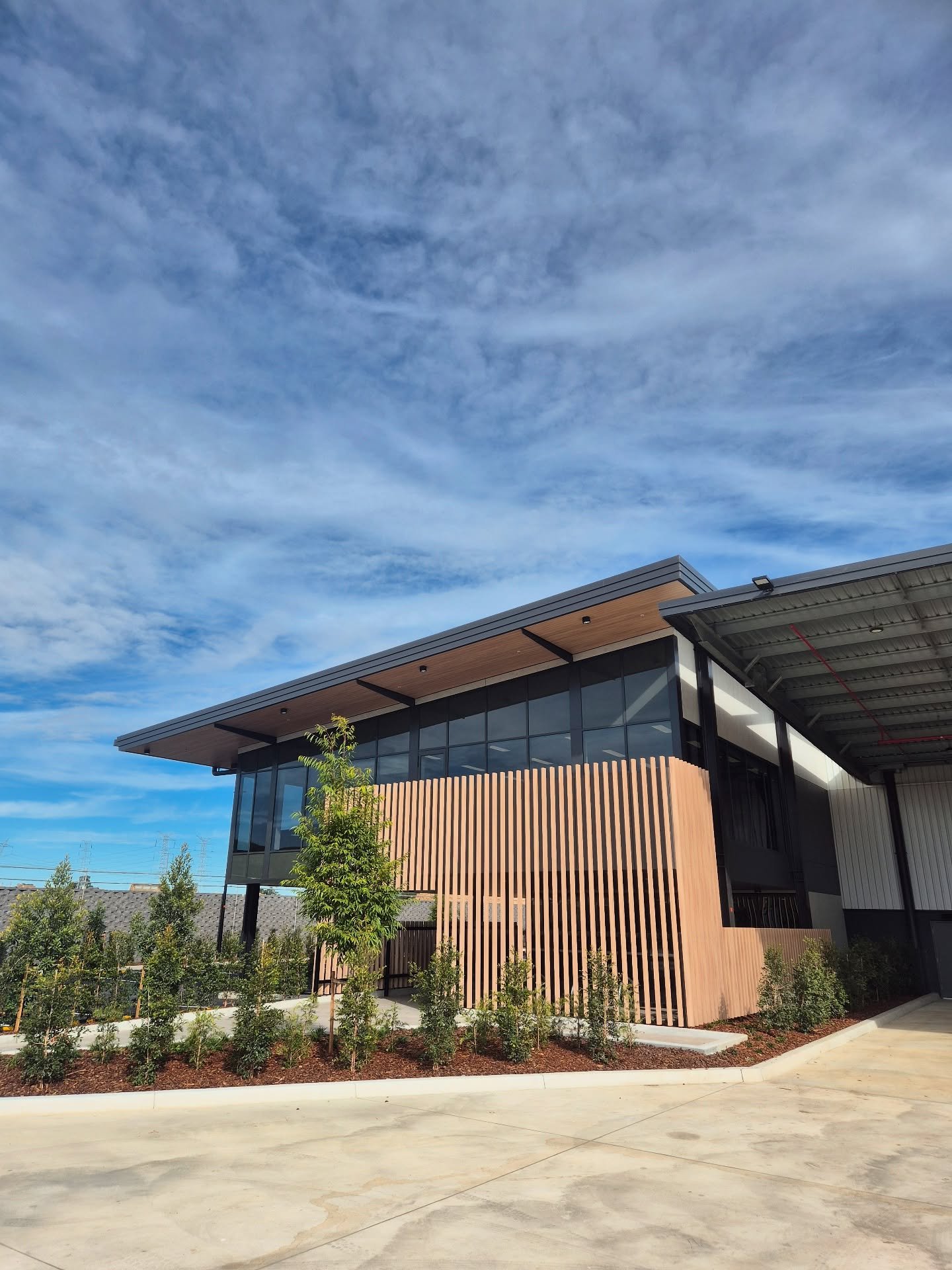 Practical Completion ✅

Project Overview - New Development 
Lot 3, Archibold Road, Eastern Creek, NSW
Client: ESR
Contractor: @hindmarsh_australia 
Architect: @watchthisspacedesign 

Scope of Works: Concept design, Planning permit, Detailed design, B