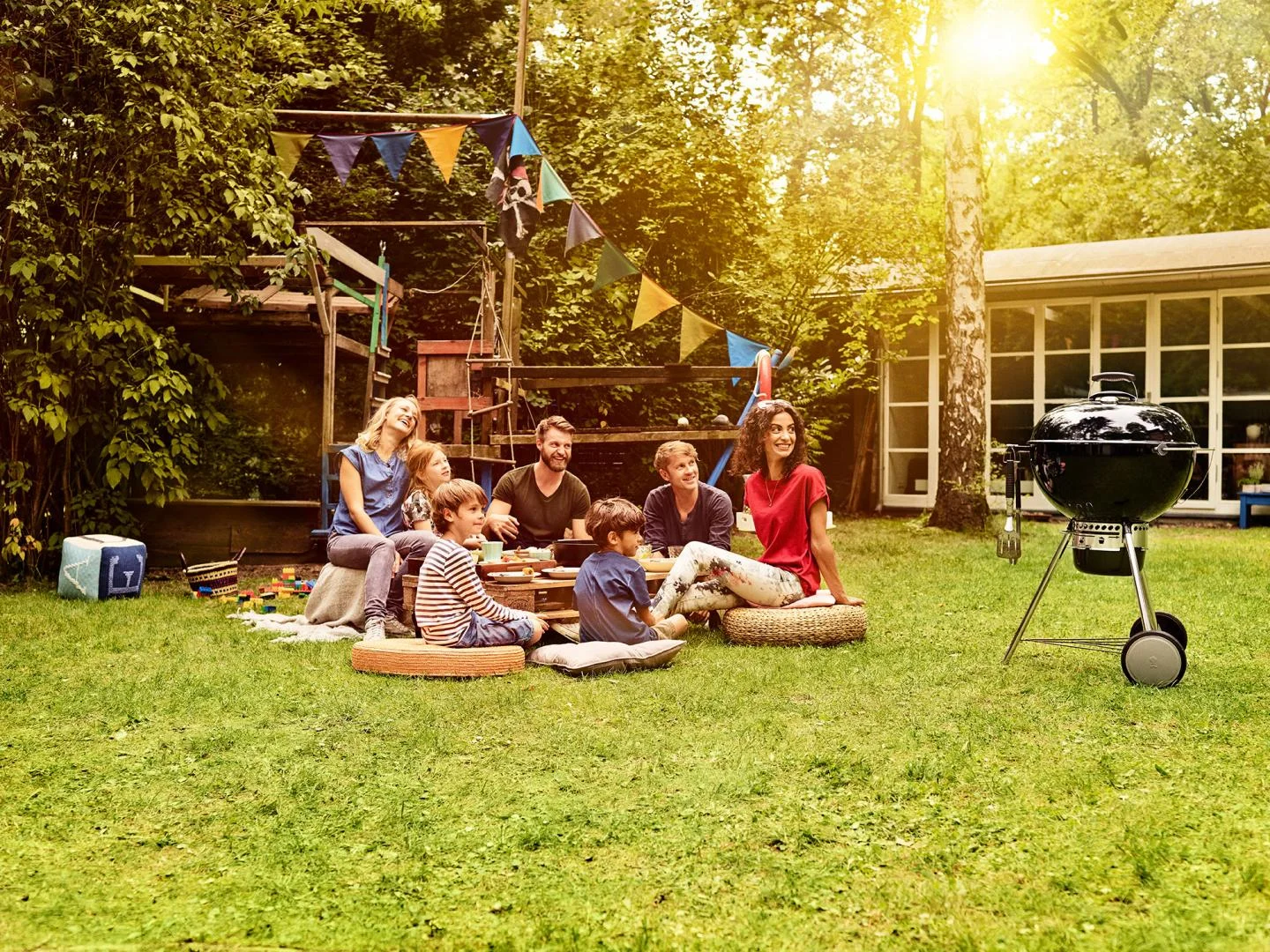 Weber Master-Touch Charcoal Grill