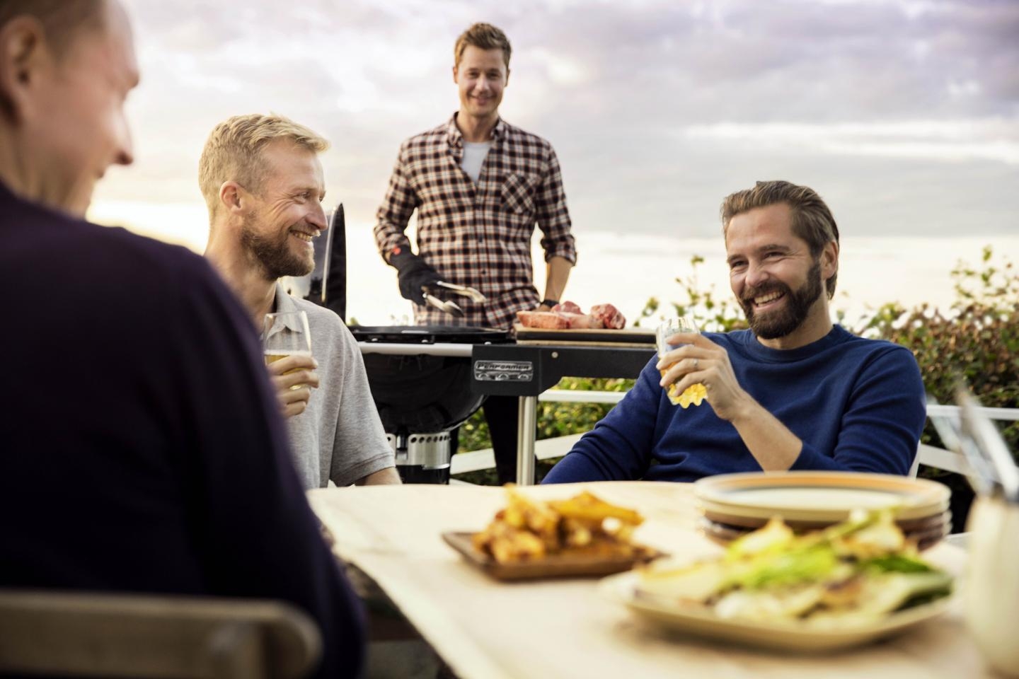 Whether it's a Thursday after work or Sunday before the game, make it a time worth remembering. It's as simple as throwing on a few steaks and gathering a handful of friends.