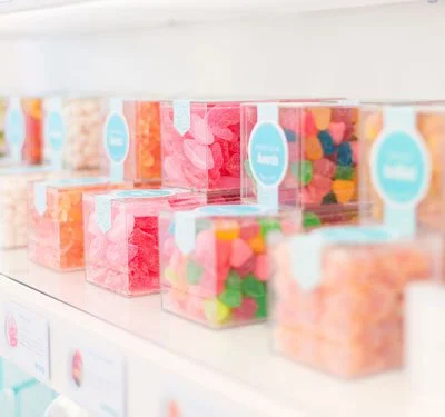 ID100148-sugarfina_small_candy_cube-alt_image_2.jpg