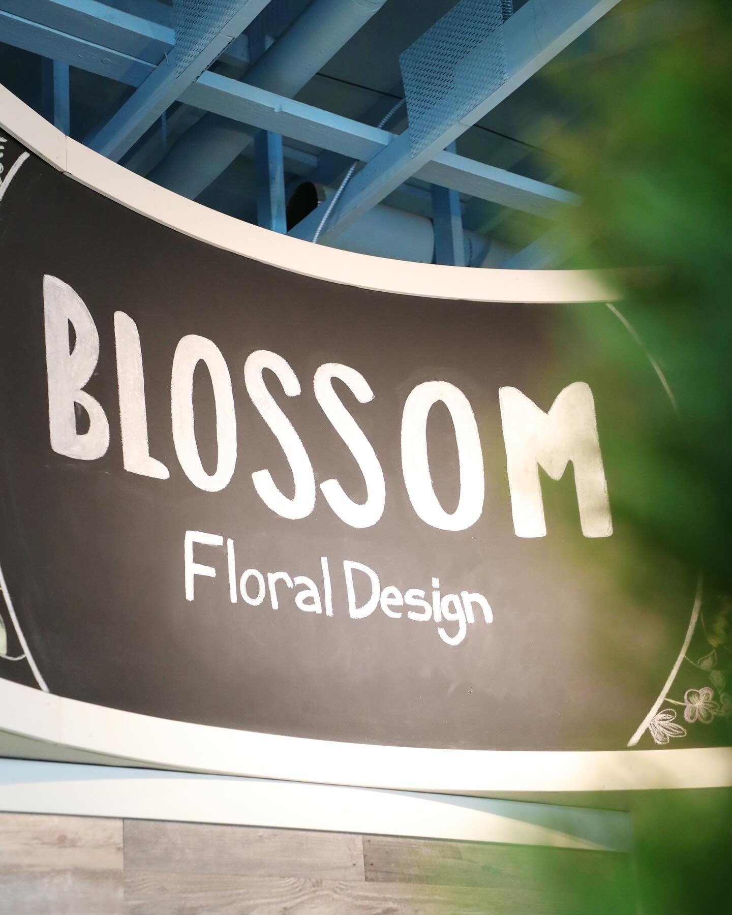This week you could probably use some fresh new plants or blooms in your life! 
Be sure to visit @blossomfloraldesignchilliwack (7425 Vedder Road) and pick up a premade bouquet or call ahead and order something specific!!!
#aroundchilliwack