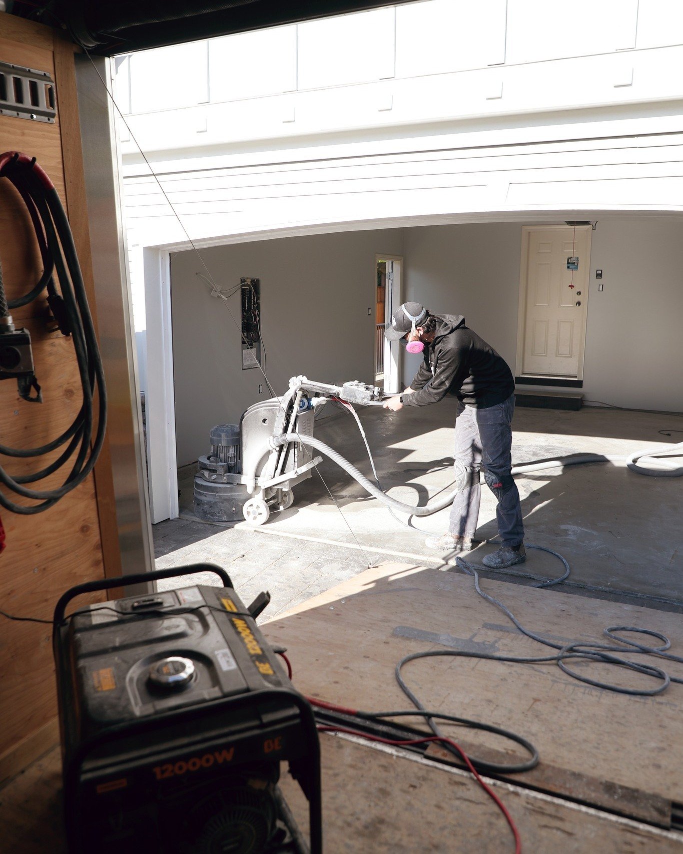 Your garage can easily be turned into another beautiful &amp; useful room for your home.
The guys @garagefloors4less can help you get your garage looking nicer and more functional than it's ever been.
Starting from the ground up, these guys will put 