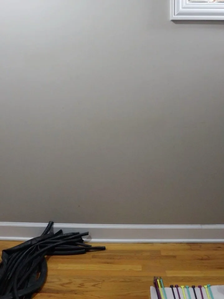 Support Your Neighbor is a seat comprised of 12 steel elements joined without hardware or tools, and 22 woven second-use bicycle tubes. These 34 elements work together to support 170 pounds, and possibly more. Together, we can take on more than we ca