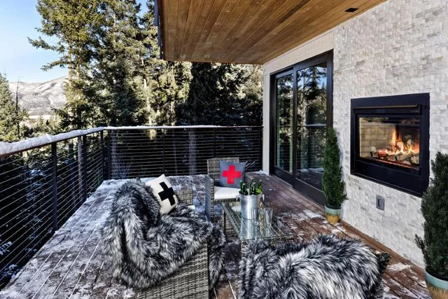 Deck fireplace.jpg