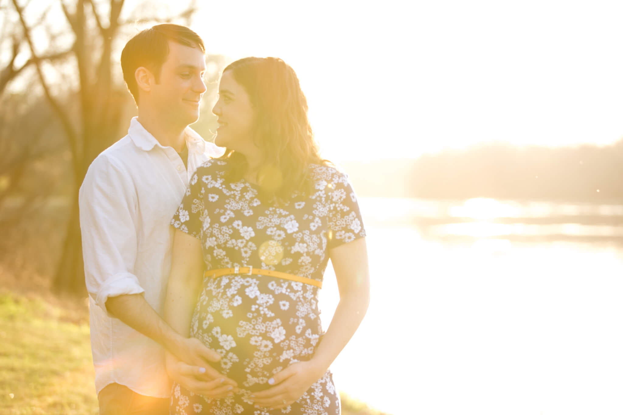 Christina Adam Maternity Pony Pasture James River Richmond VA-12.jpg