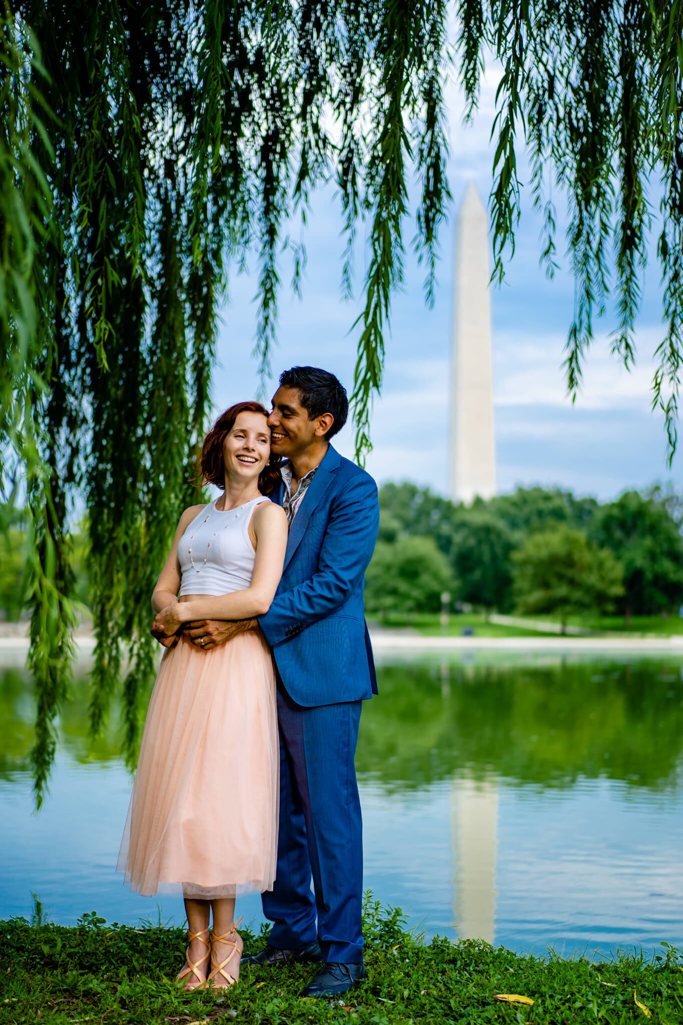 Olga Fernando Constitution Gardens Washington Monumen Weeping Willow Tree Engagement-18.jpg