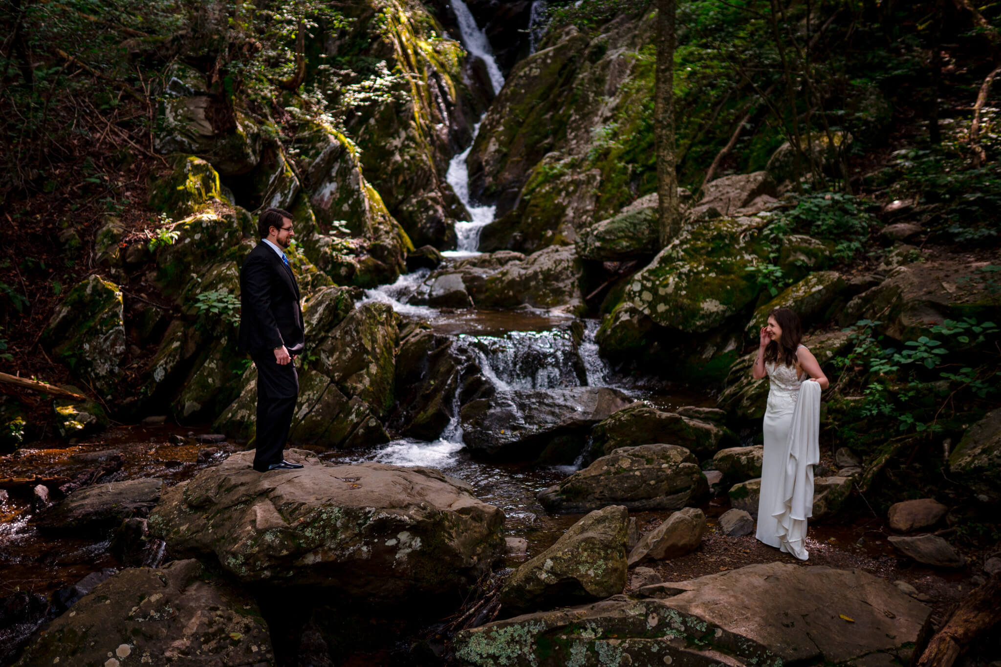 Dark-Hollow-Falls-Point-Overlook-Shenandoah-Adventure-Wedding-Portrait-Session-Photography-by-Bee-Two-Sweet-25.jpg