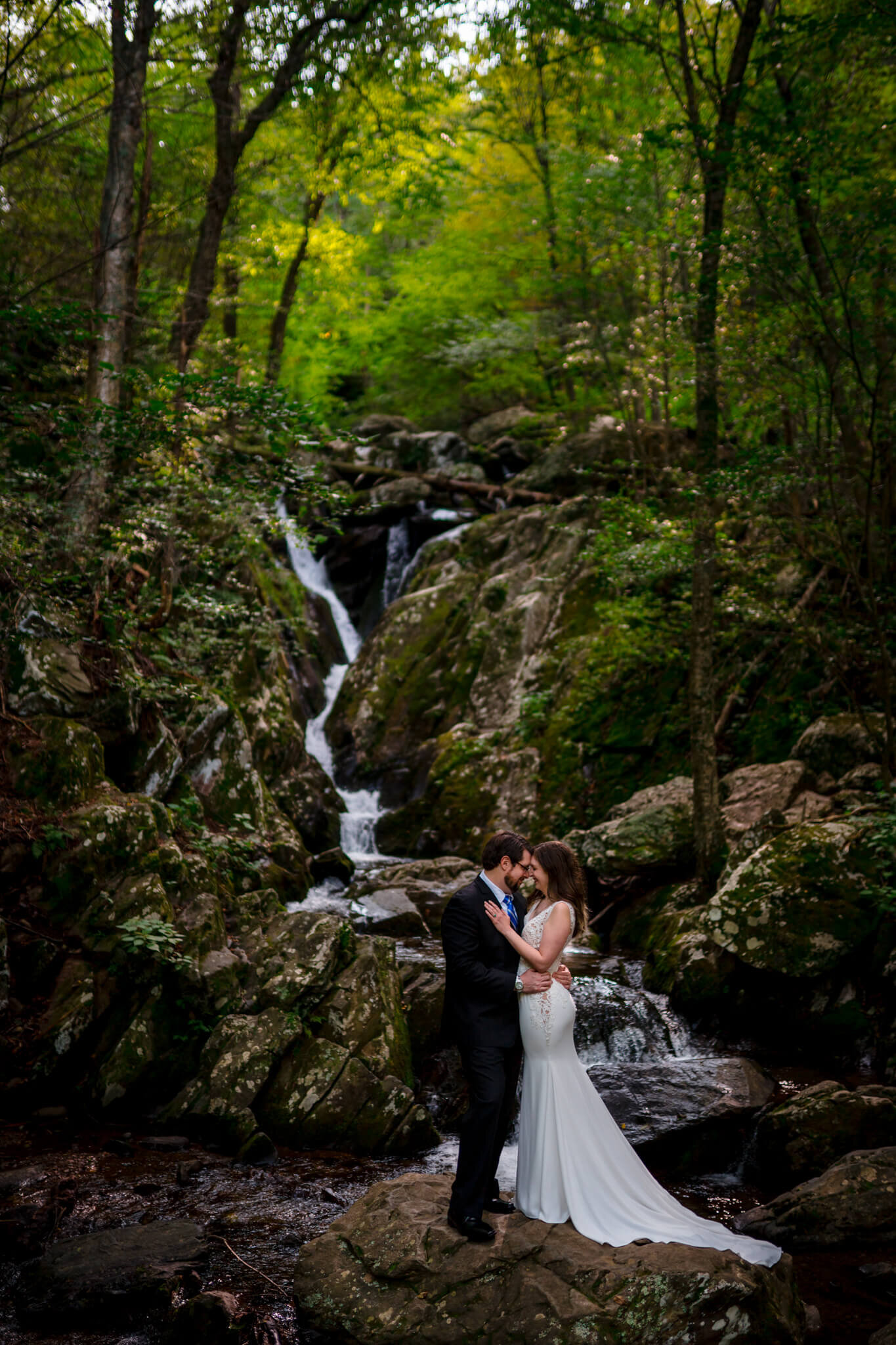 Dark-Hollow-Falls-Point-Overlook-Shenandoah-Adventure-Wedding-Portrait-Session-Photography-by-Bee-Two-Sweet-55.jpg
