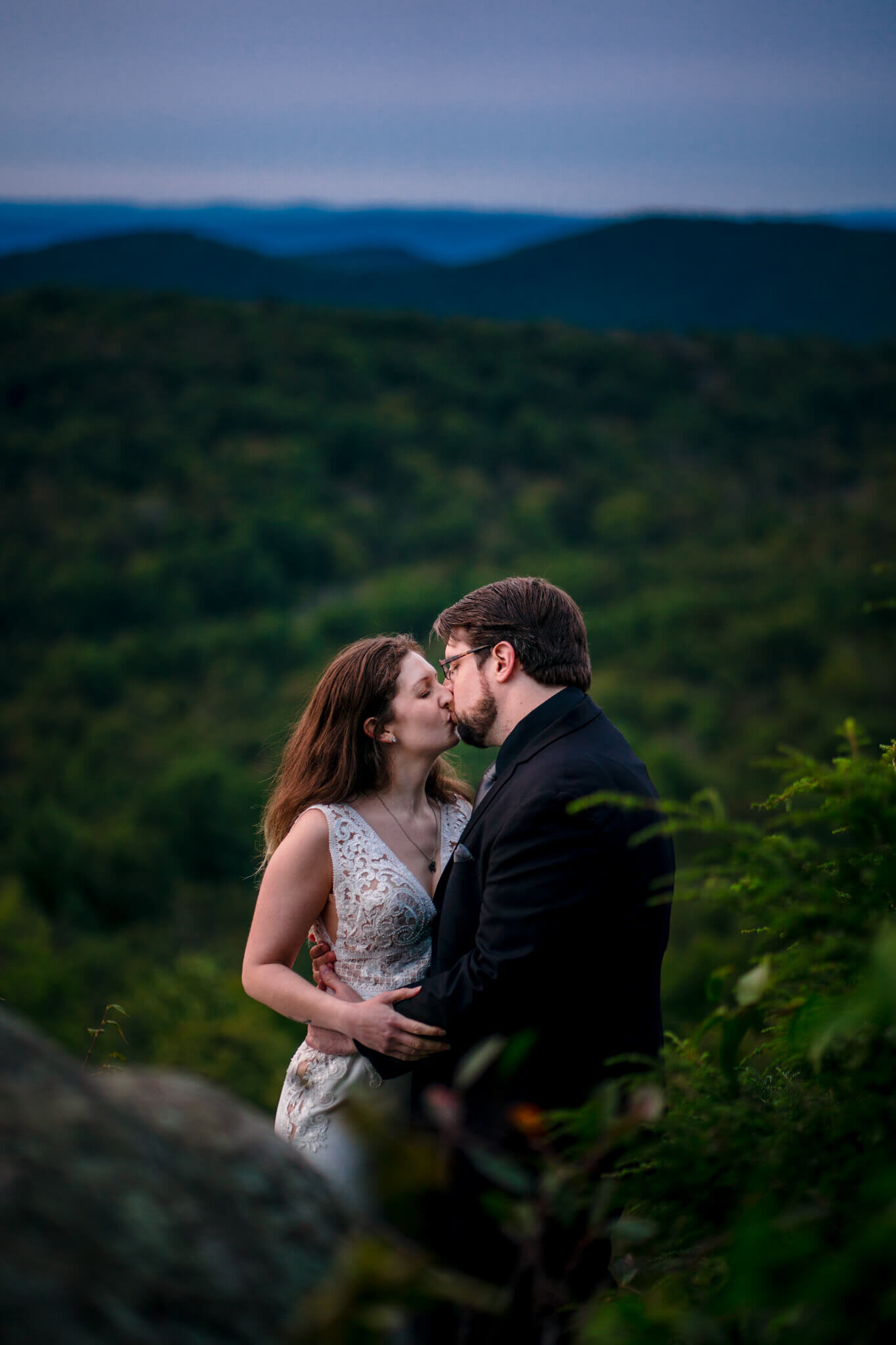 Dark-Hollow-Falls-Point-Overlook-Shenandoah-Adventure-Wedding-Portrait-Session-Photography-by-Bee-Two-Sweet-158.jpg