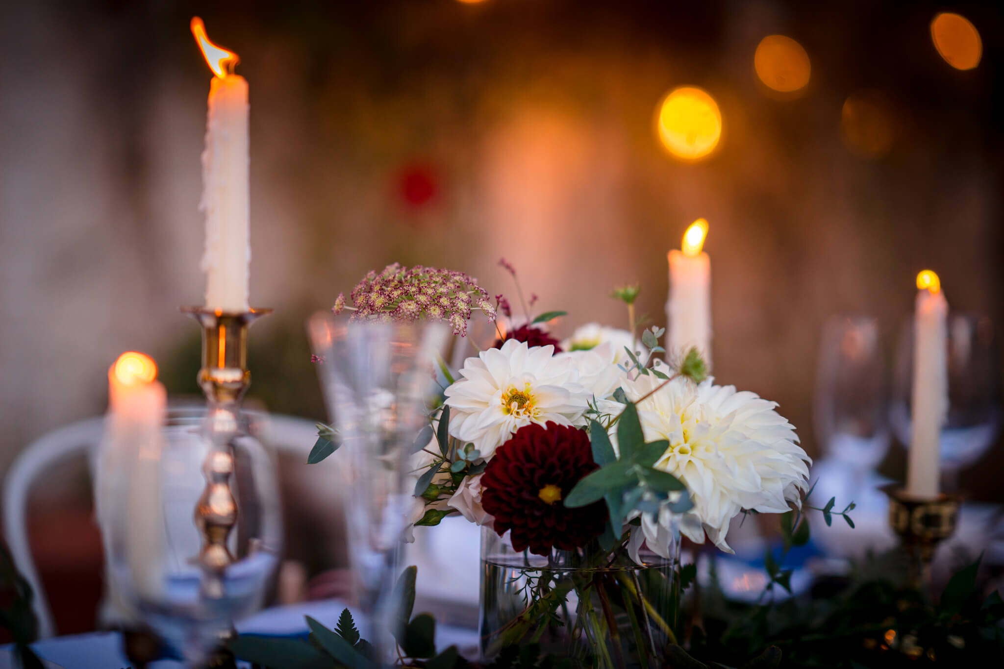 05-Reception-Ballinger-Farm-Hamilton-VA-Loudon-County-Mini-Wedding-Photography-by-Bee-Two-Sweet-9.jpg