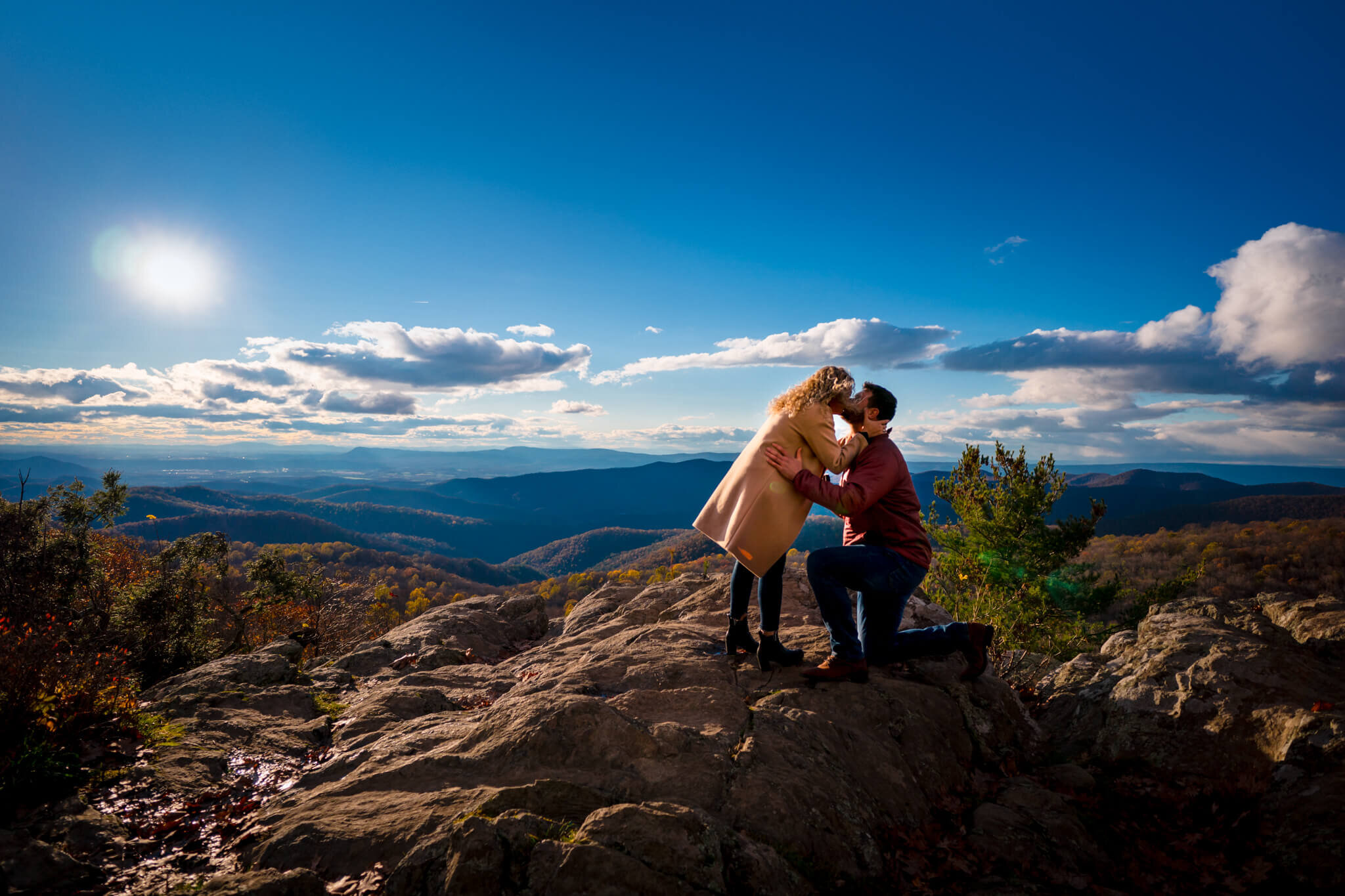 Surprise-Proposal-The-Point-Overlook-Shenandoah-National-Park-Photography-by-Bee-Two-Sweet-13.jpg