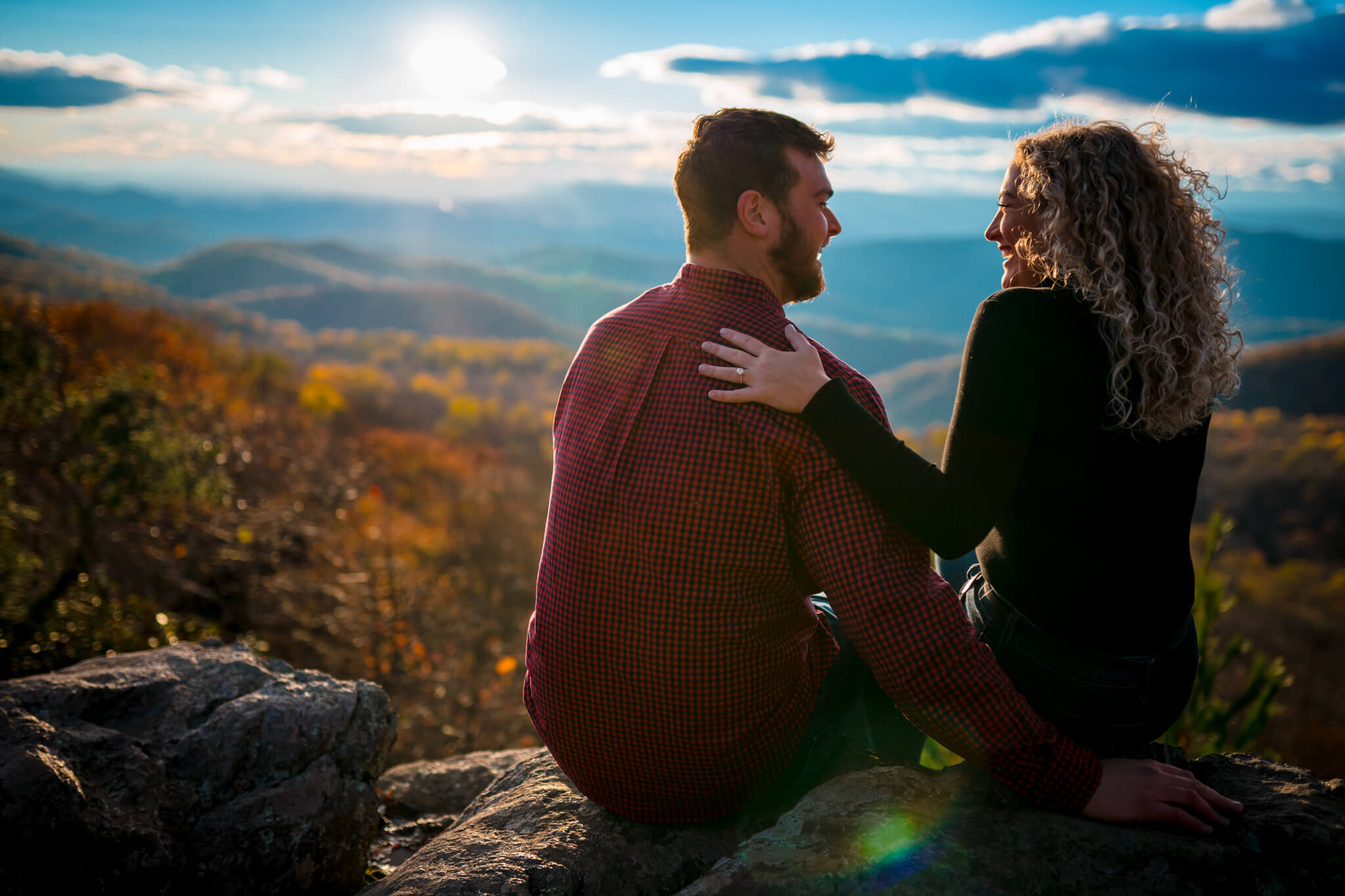 Surprise-Proposal-The-Point-Overlook-Shenandoah-National-Park-Photography-by-Bee-Two-Sweet-116.jpg