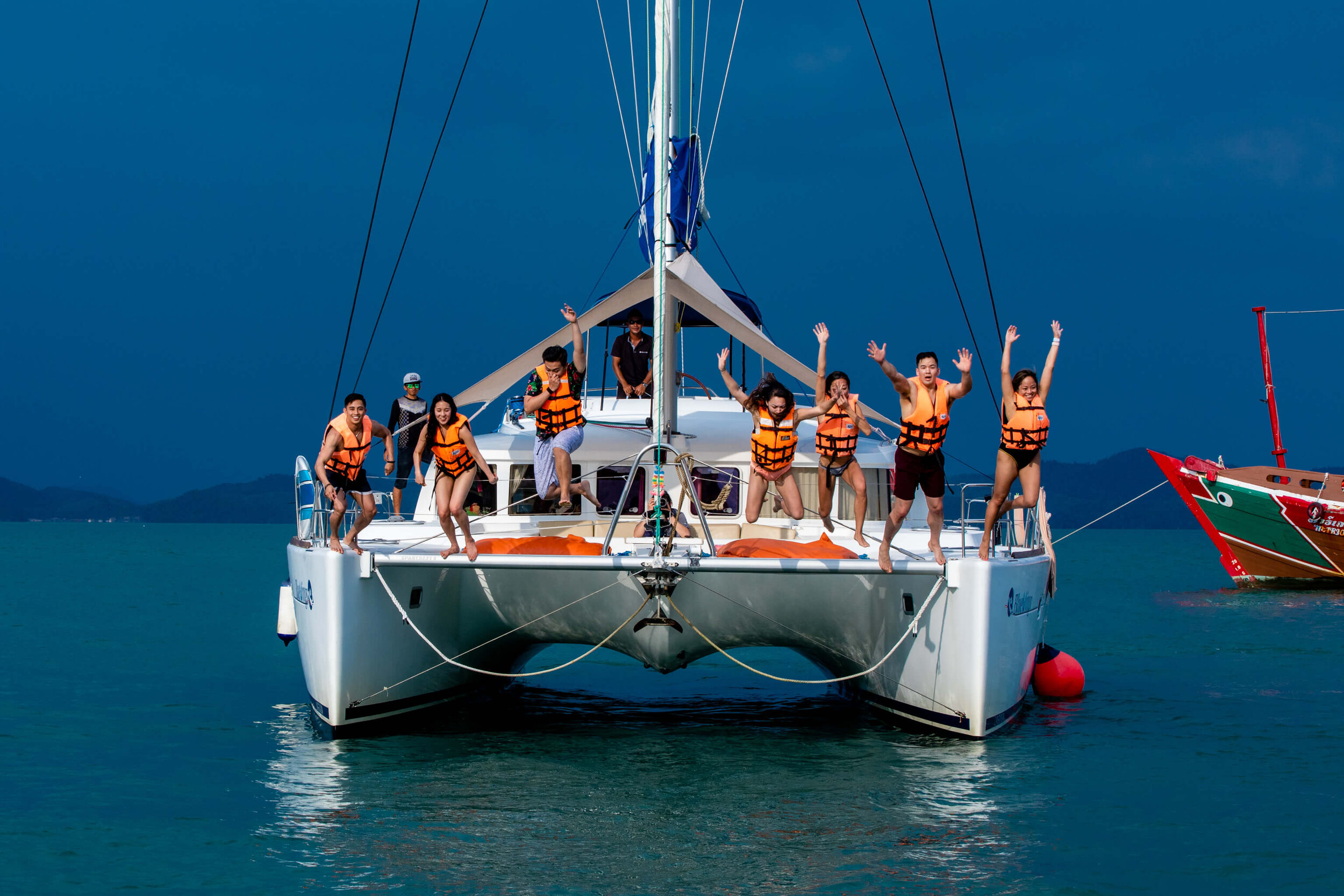 04-Catamaran-Tour-James-Bond-Island-Phi-Phi-Phuket-Thailand-Photography-by-Bee-Two-Sweet-232.jpg