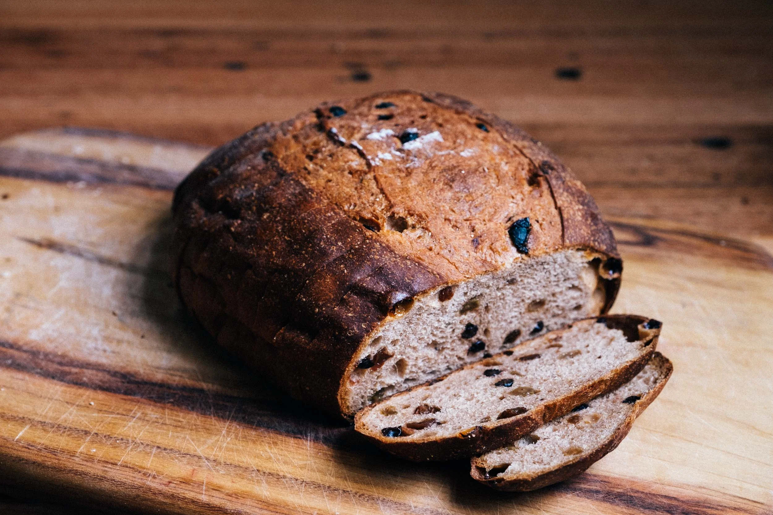 yeasted fruit loaf.jpg