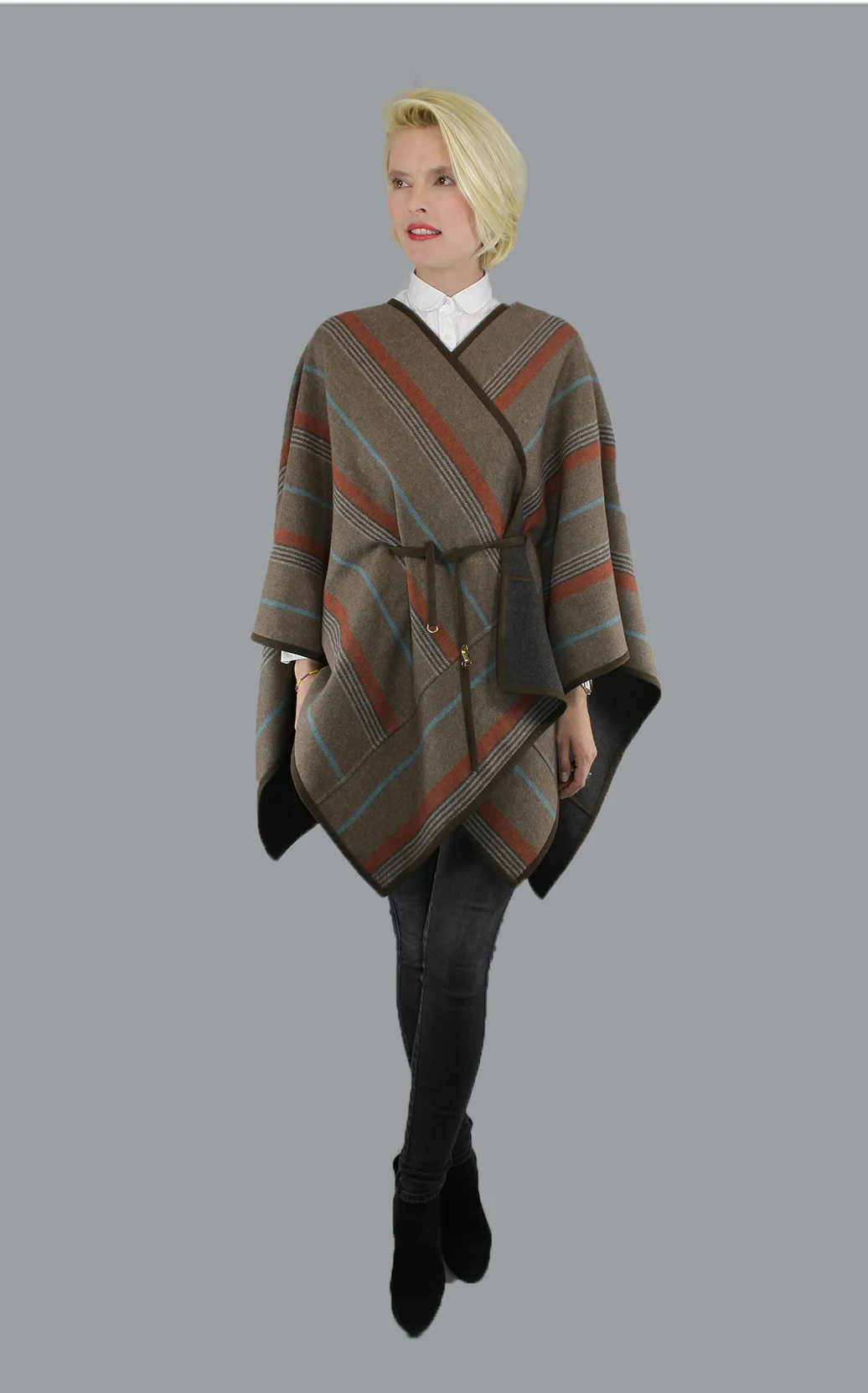 Poncho caramel.jpg