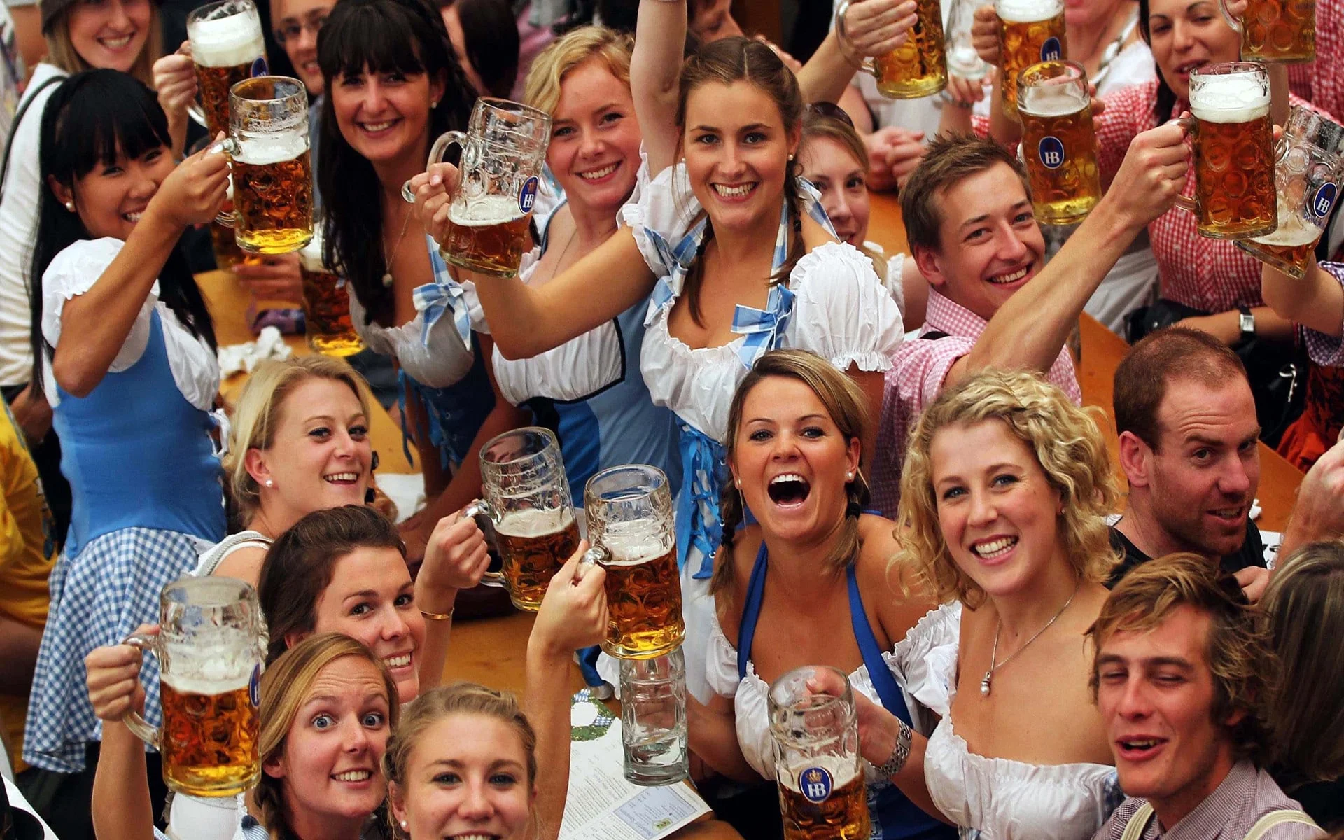 Oktoberfest-14-min.jpg
