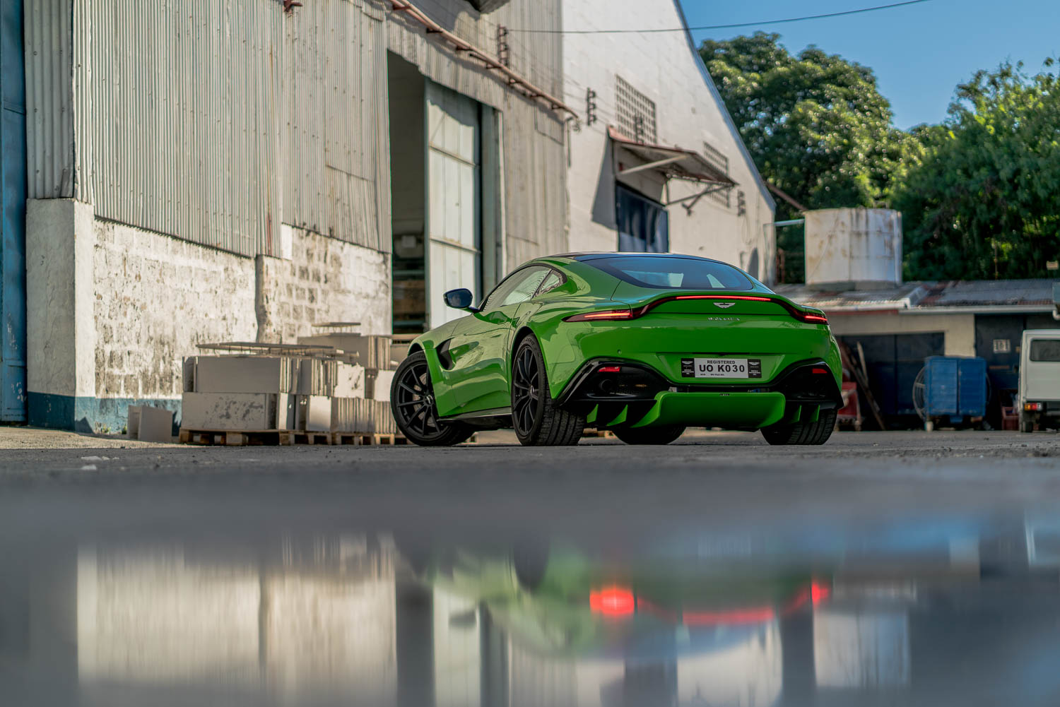 Aston Martin Vantage