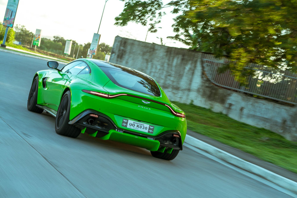 Aston Martin Vantage