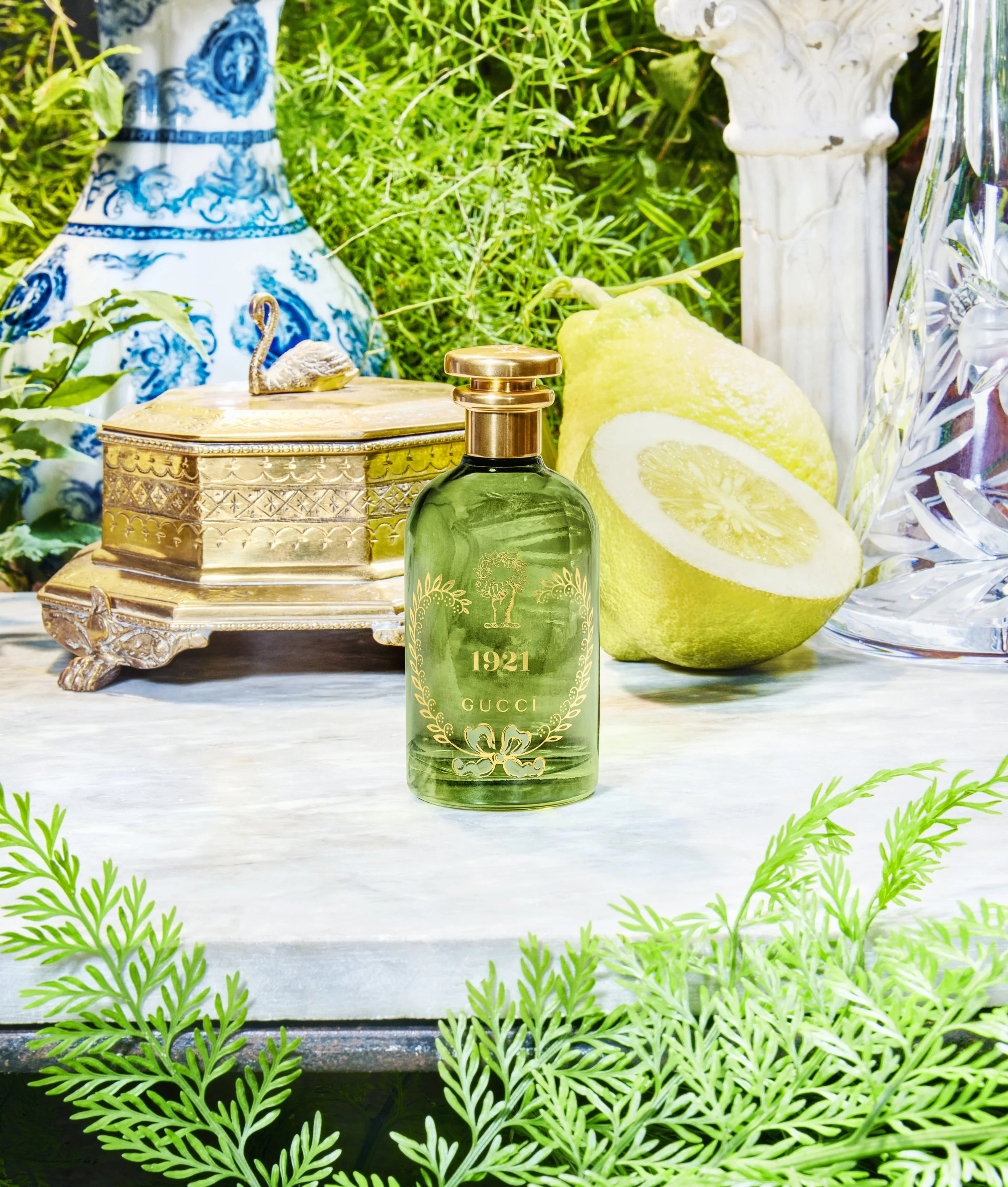 OP20094_AC_GUCCI_ALCHEMIST_DIGITAL_CAMPAIGN_MOMENT_02_LIFESTYLE_SHOT_11_1347_F7.jpg