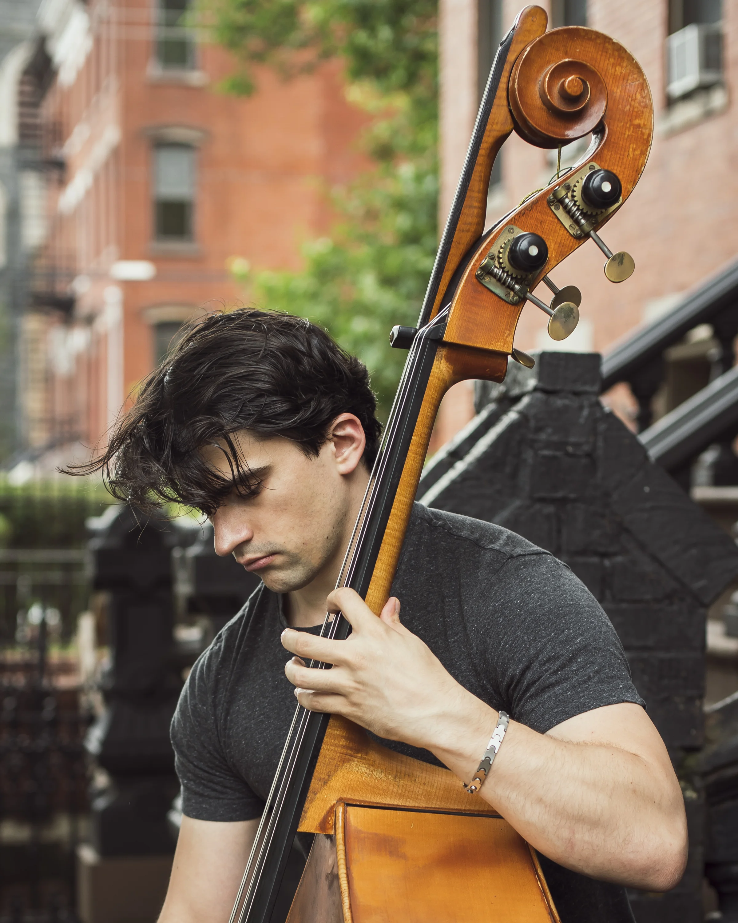 Emilio Guarino, Bass