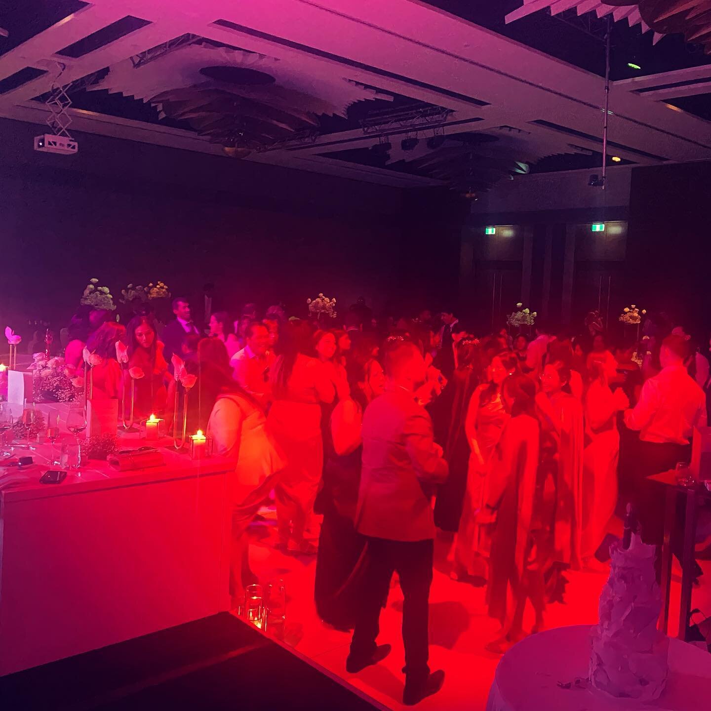 A massive congratulations to Sophia &amp; Sheranga for having us for their wedding celebrations at @crownperth 👑

🇵🇭 👰🏻&zwj;♀️❤️🤵🏿&zwj;♂️🇱🇰

It was a pleasure to rock the dancefloor alongside superstars @prooftheband for what was an epic nig