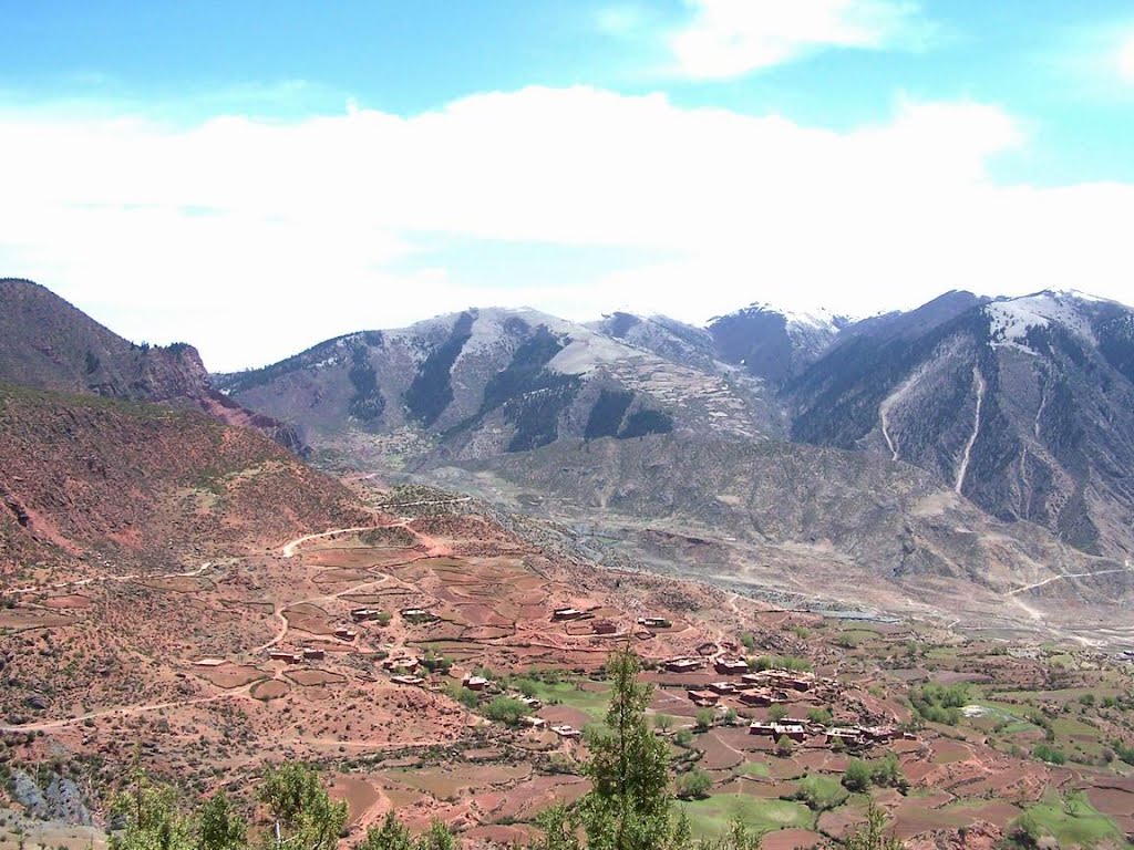 Approaching Preta Pass