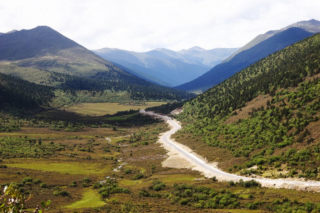 Serkyem Pass