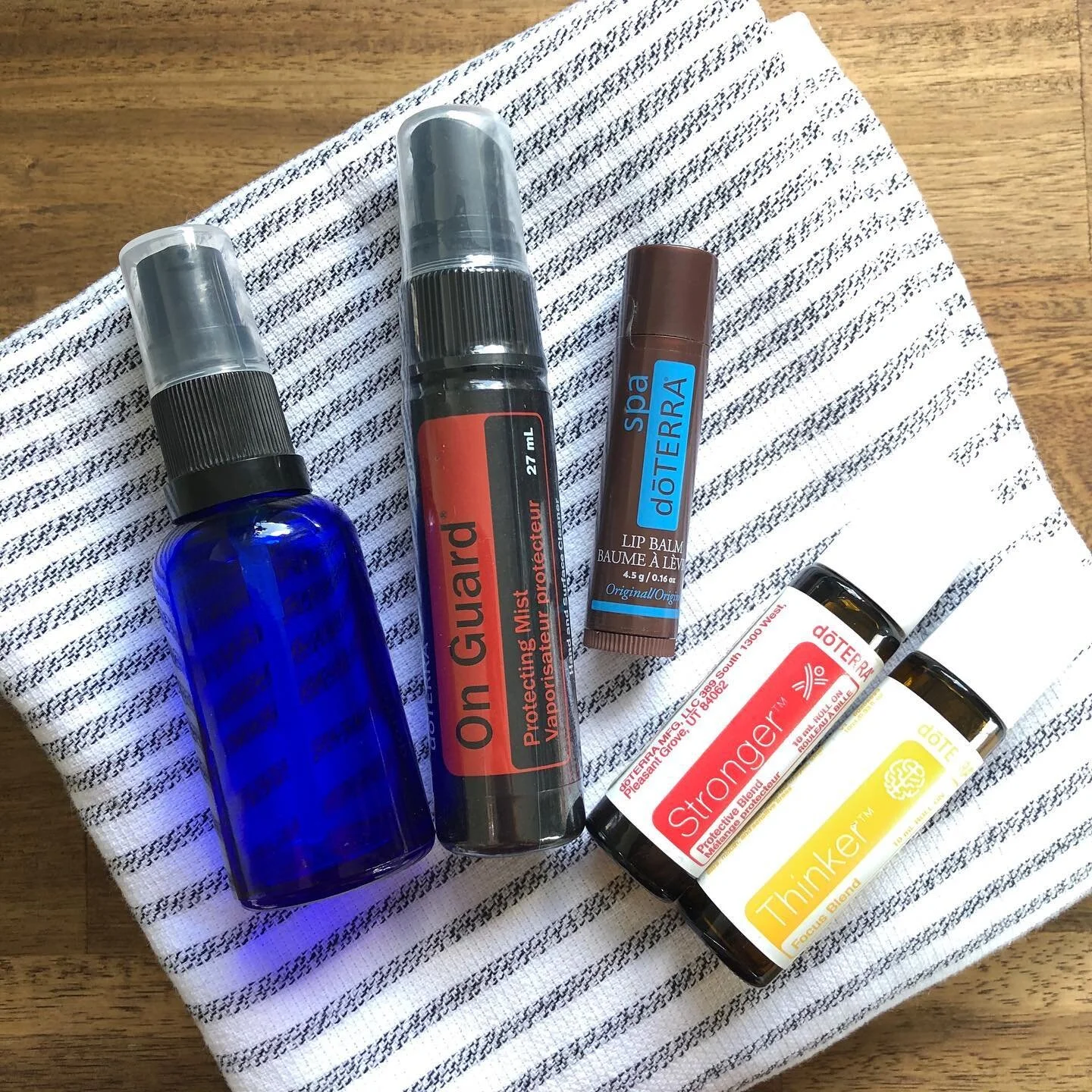 Back Pack Kit! 🎒

This cute little travel kit is perfect for their backpack or your purse! 👜

Comes with an OnGuard Hand Mist, a Mask Spray, a lip balm, and two oil blends- Thinker &amp; Stronger! 

Thinker blend is great for school or homework tim