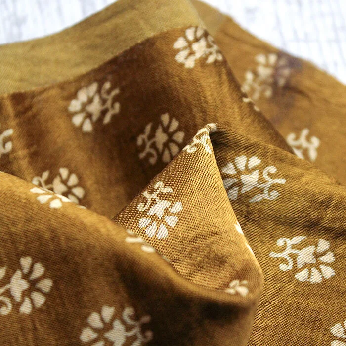 Blockprint Sateen yellow other.jpg