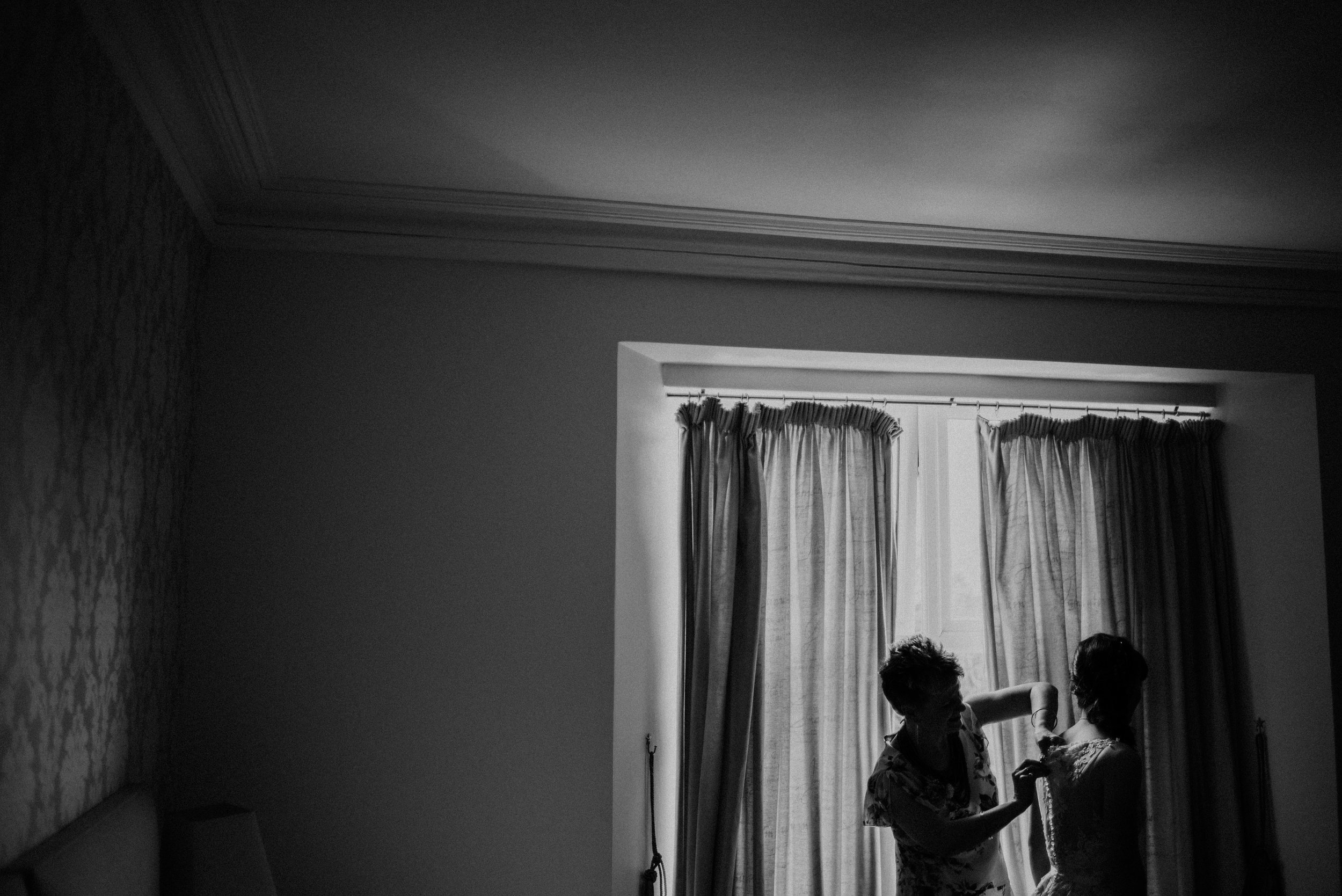 Cornwall Wedding Photographer_-12.jpg