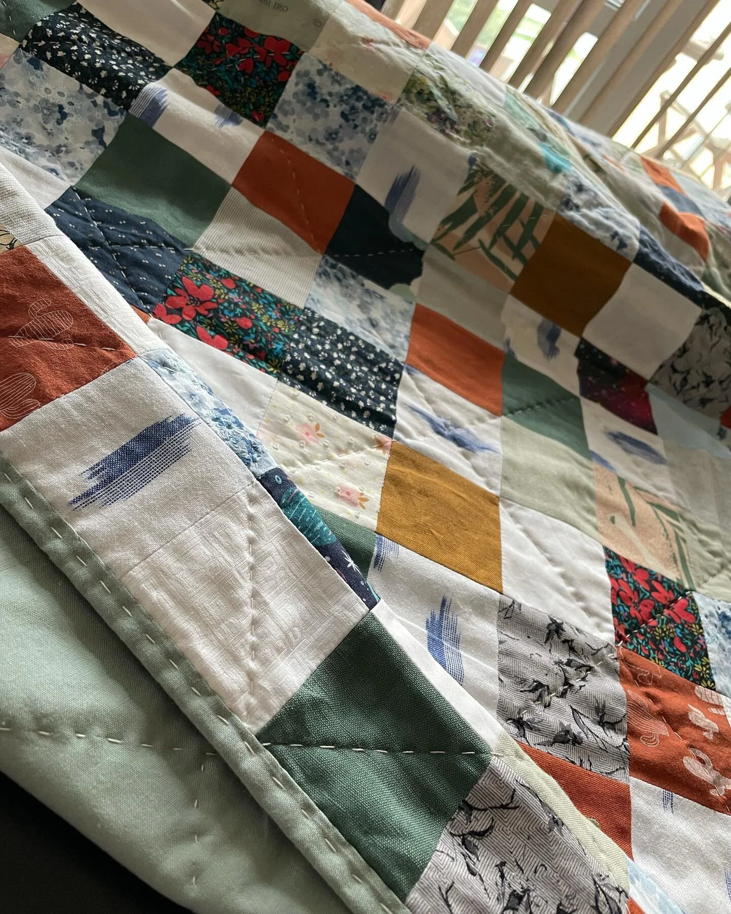 Hope you&rsquo;re all having a chilled out Sunday. I&rsquo;ve just finished the binding on this quilt and so thought would share as I love how it&rsquo;s come together. 

This quilt was made from remnants and scraps saved from various sewing projects