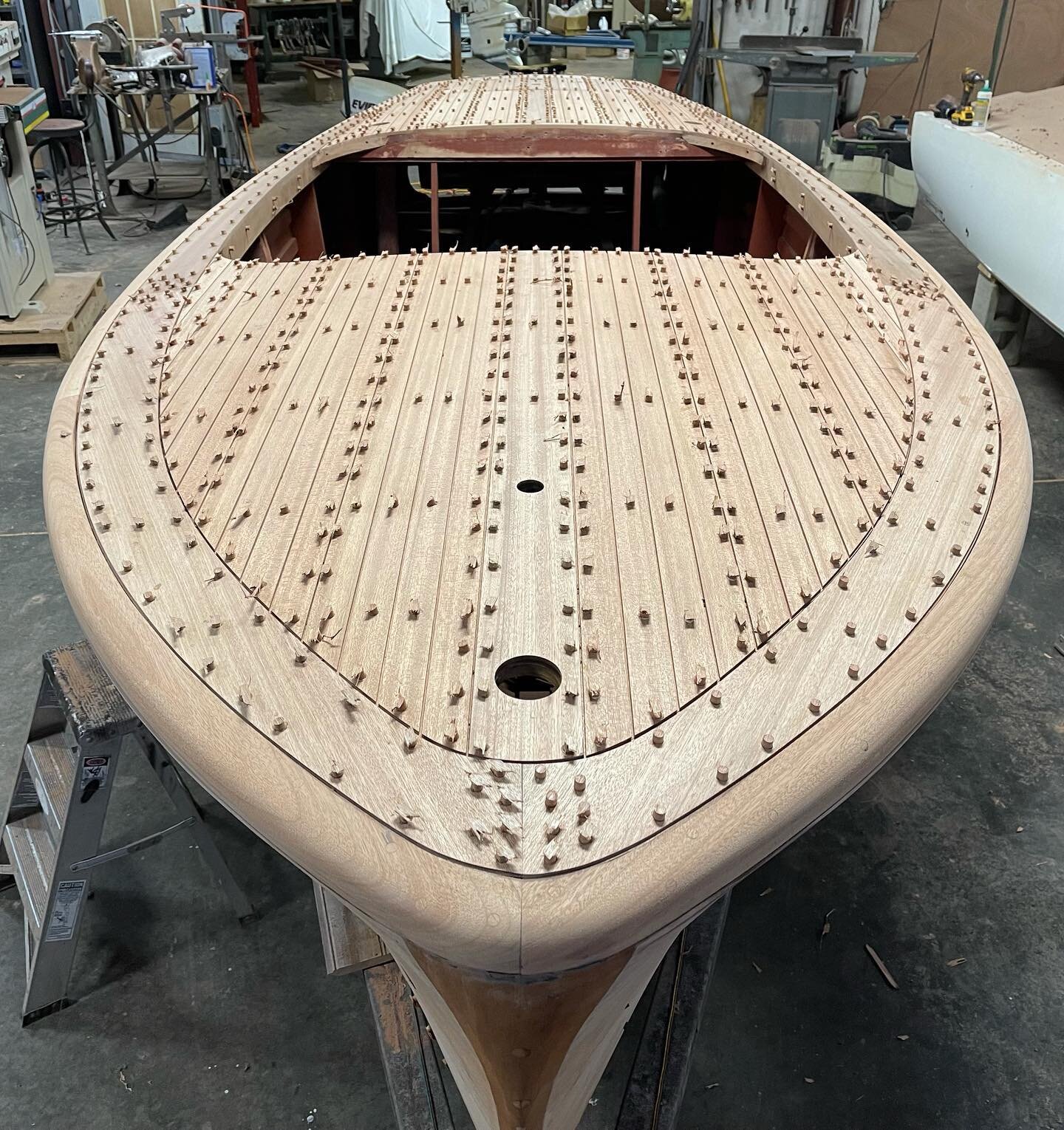 #woodyboater
#woodworking
#finewoodworking
#woodboatsarebetter
#wood
#powerboats
#alanjacksonboats
#craftsmanship
#chriscraft
#boats
#mahogany
#boatbuilding
#fiberglassic
#flatsboats
#skiffs
#whistlercraftt