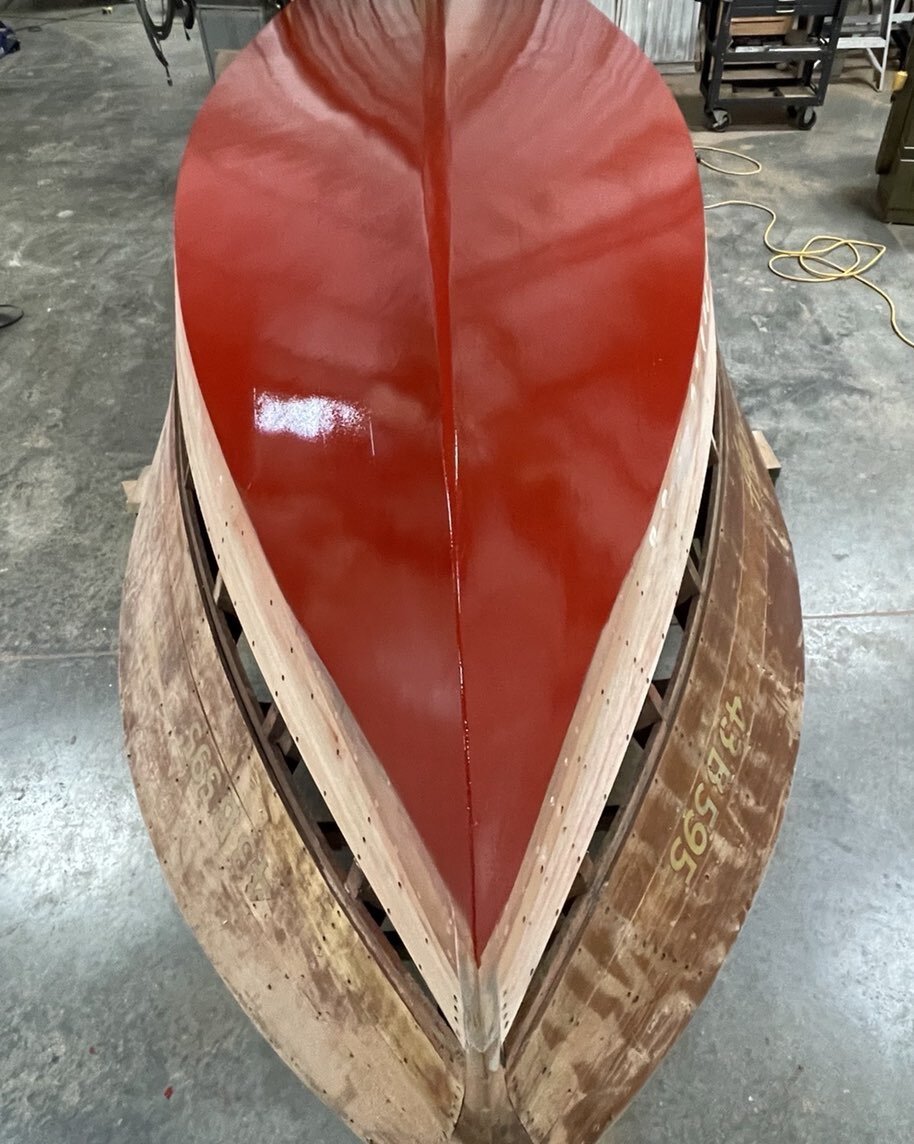 A new bottom,frames,keel and chines for this 1947 Chris Craft Delux. We should name this one lipstick. #woodenboats #woodyboater
#woodworking
#finewoodworking
#woodboatsarebetter
#wood
#powerboats
#alanjacksonboats
#craftsmanship
#chriscraft
#boats
#