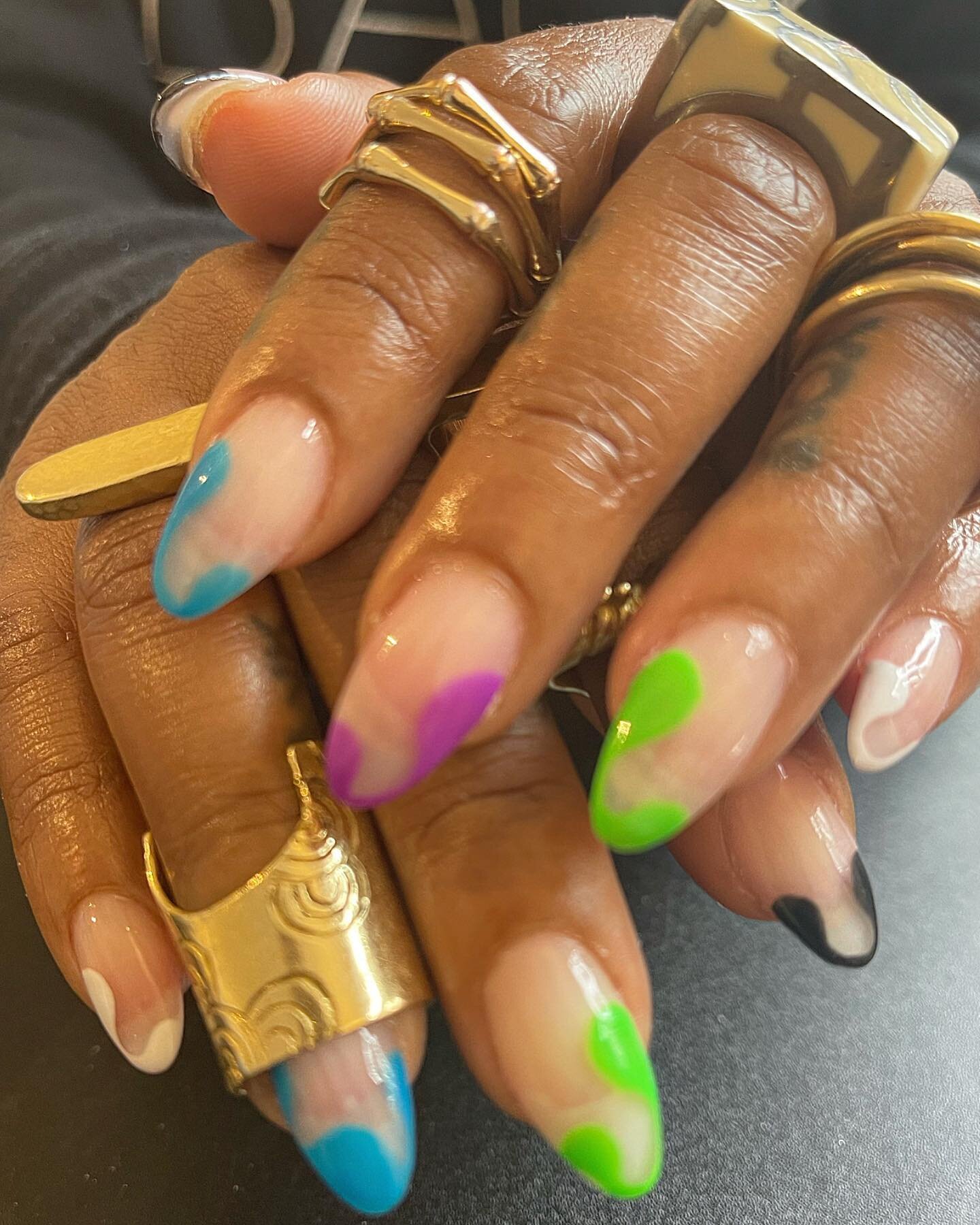 Polygel full set w/ art. Winter vaca nails. 

-There&rsquo;s a few slots open this week and next. 
Book while you can to get right for the new year. NYE slots available also. 
‼️Book online or Text 929-500-5175‼️

🚨Don&rsquo;t forget to take advanta