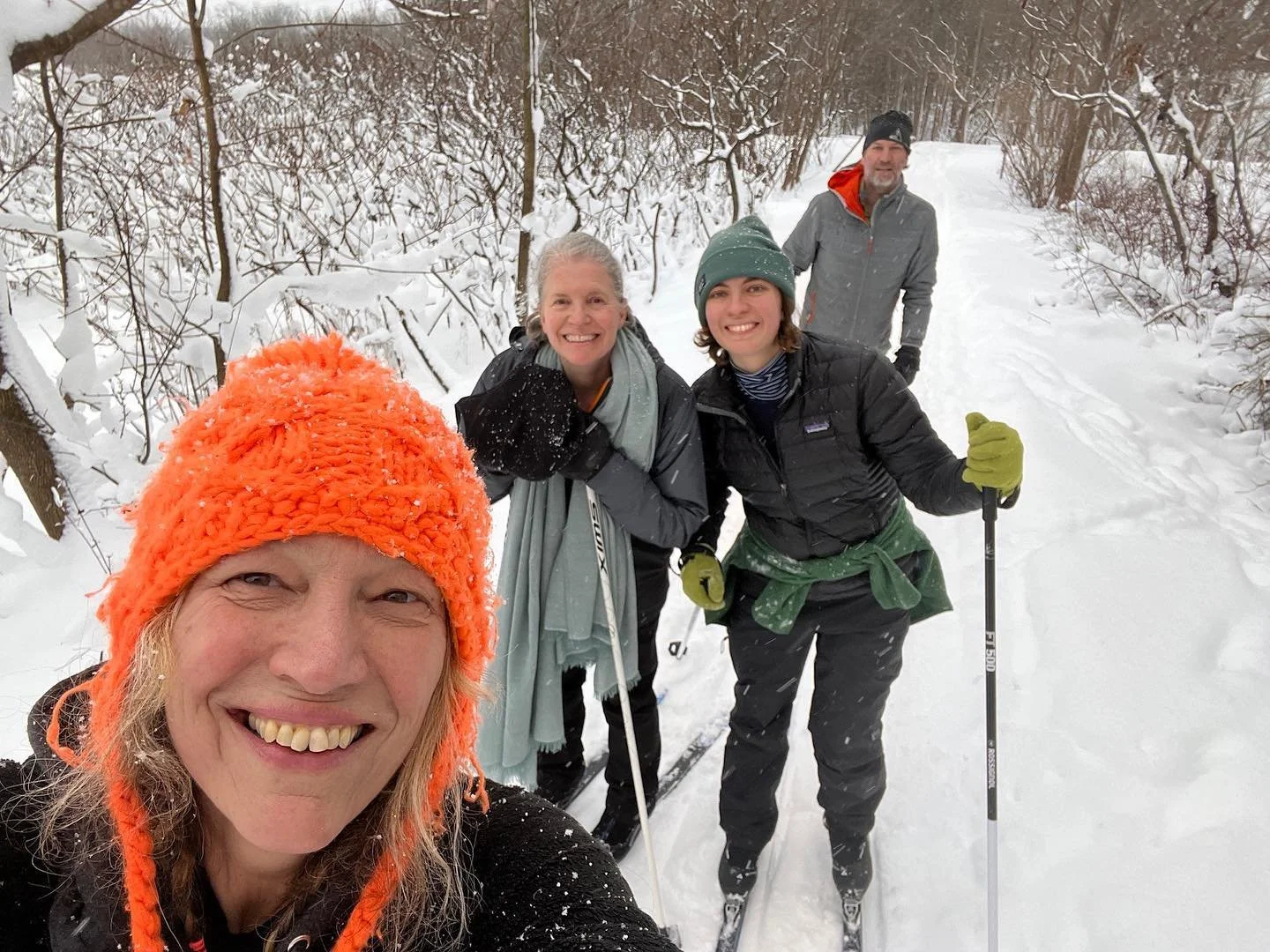 Best Wishes for the New Year to all, from LLL LLC (and daughter!) @evaozette18 @debelew @legge3 @murray_legge #familybusiness