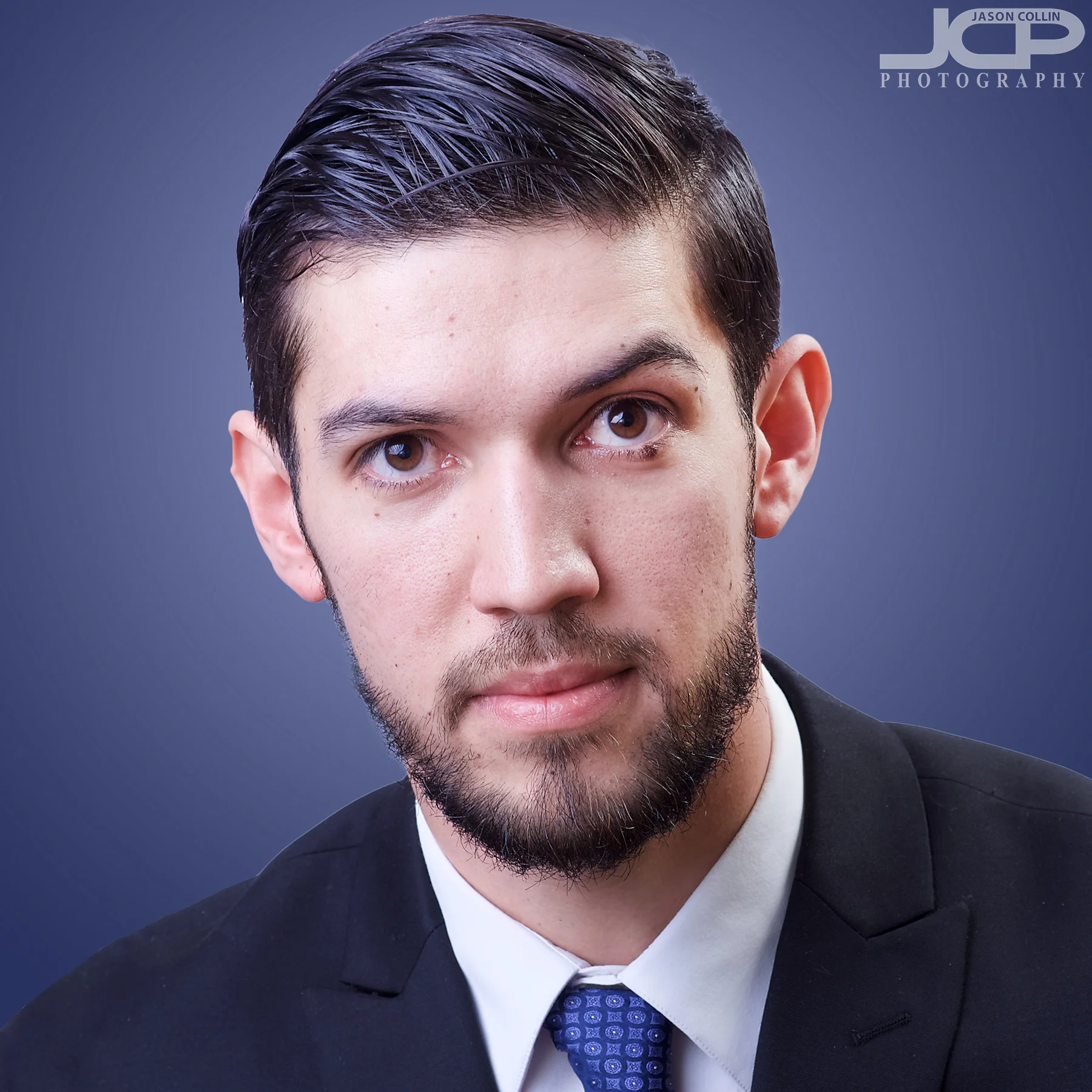 Business headshot in Albuquerque New Mexico for LinkedIn - Nikon D750 with Nikkor 80-200mm f/2.8D lens