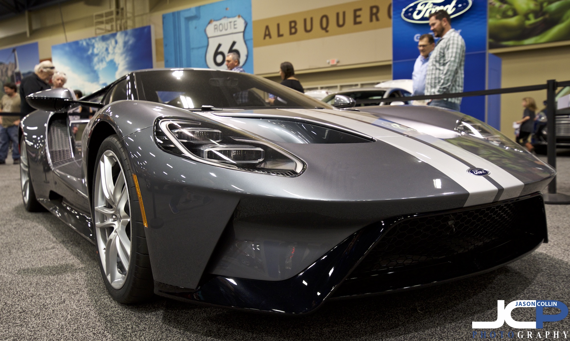 ford-gt-88940.jpg