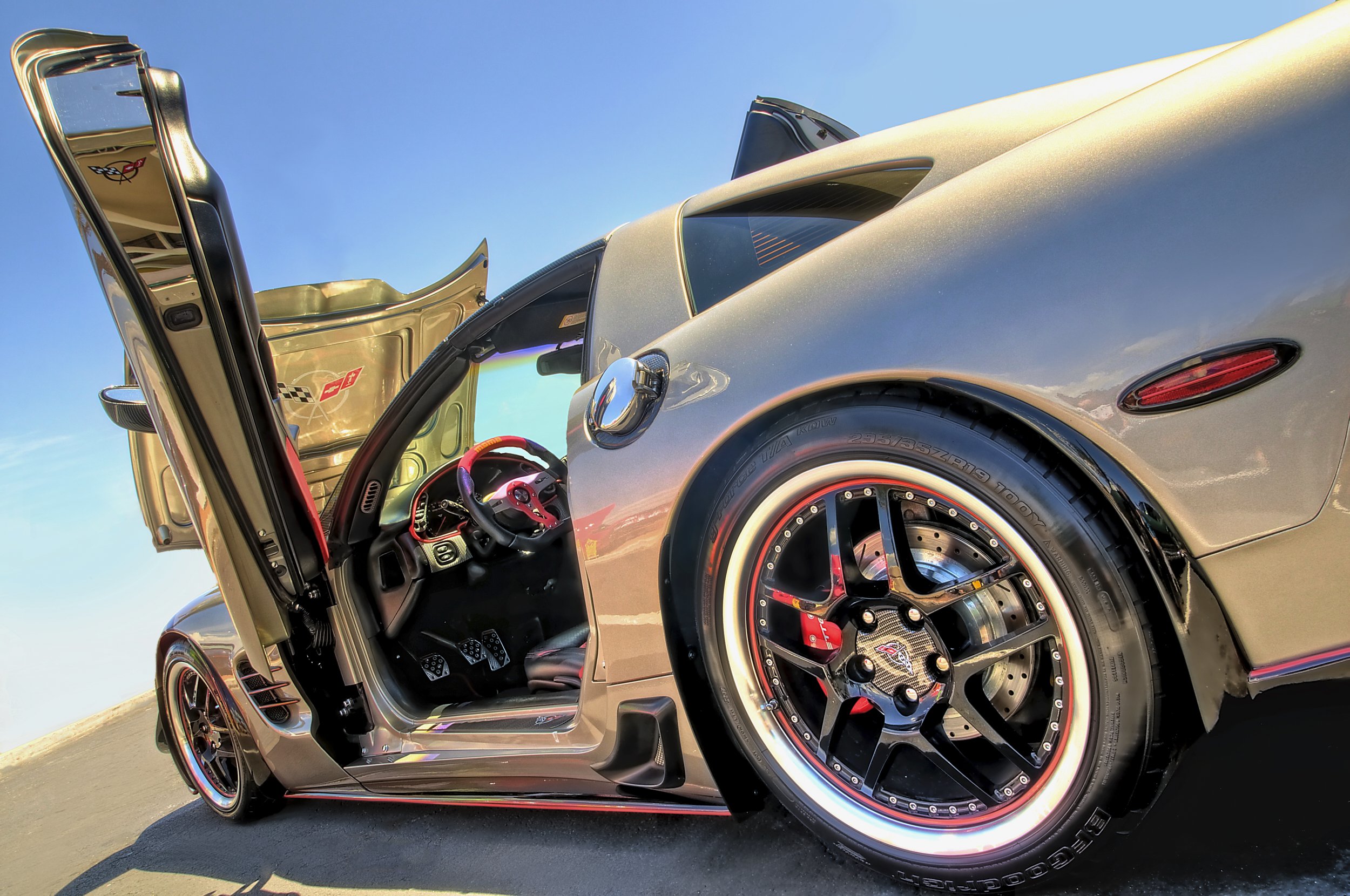 corvettes-40192And8more_tonemapped.jpg