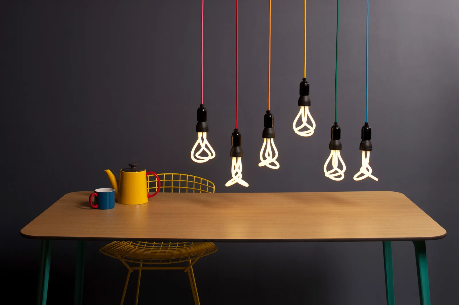 PLUMEN 001