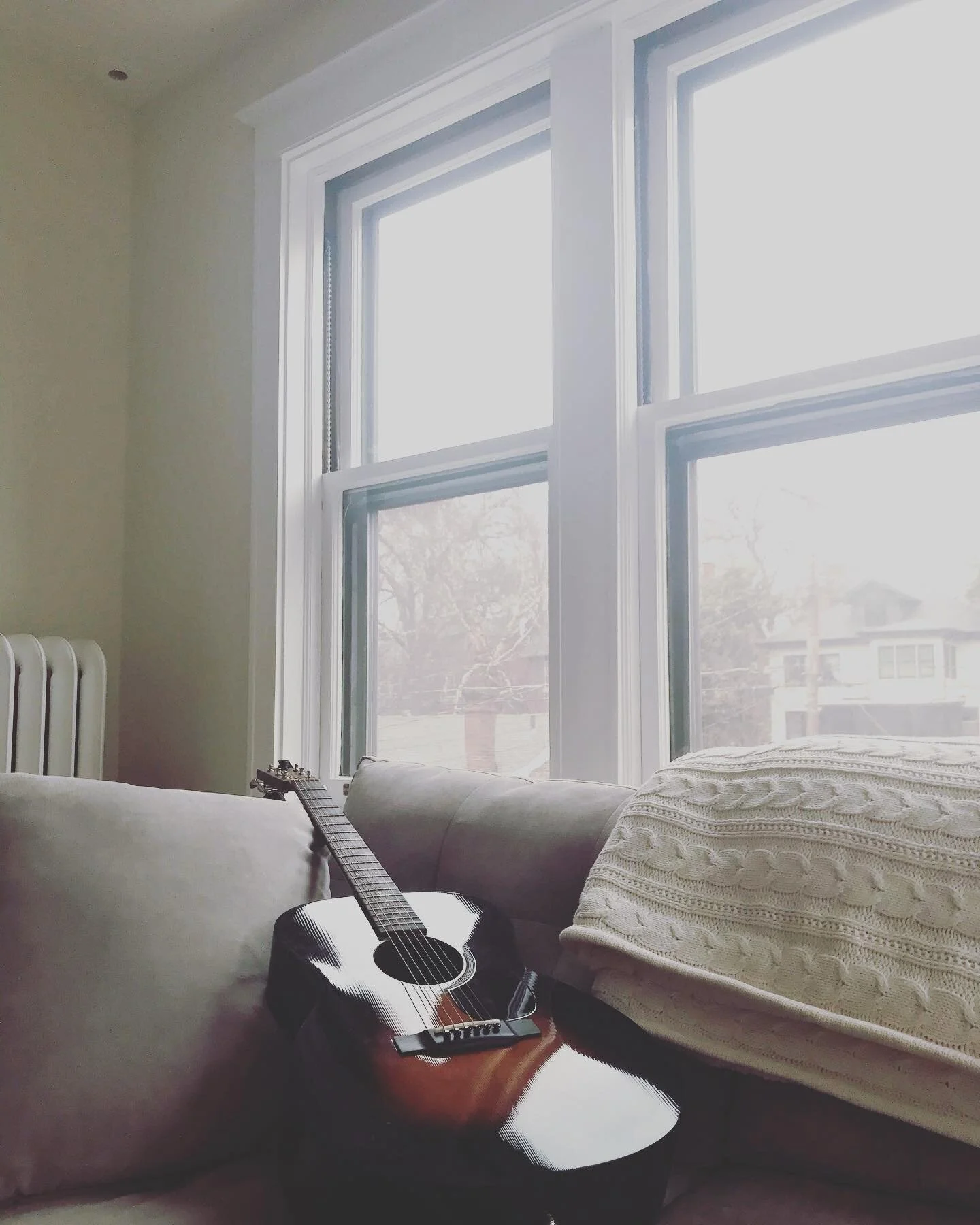 Hangin’ with my boo on this rainy Sunday afternoon in my new digs. I’ll be live on air on 88.1 @kdhx during @brit527house ‘s Wax Lyrical this Tuesday night. It’ll be a freshly waxed sesh no doubt. Tune in live or watch via the