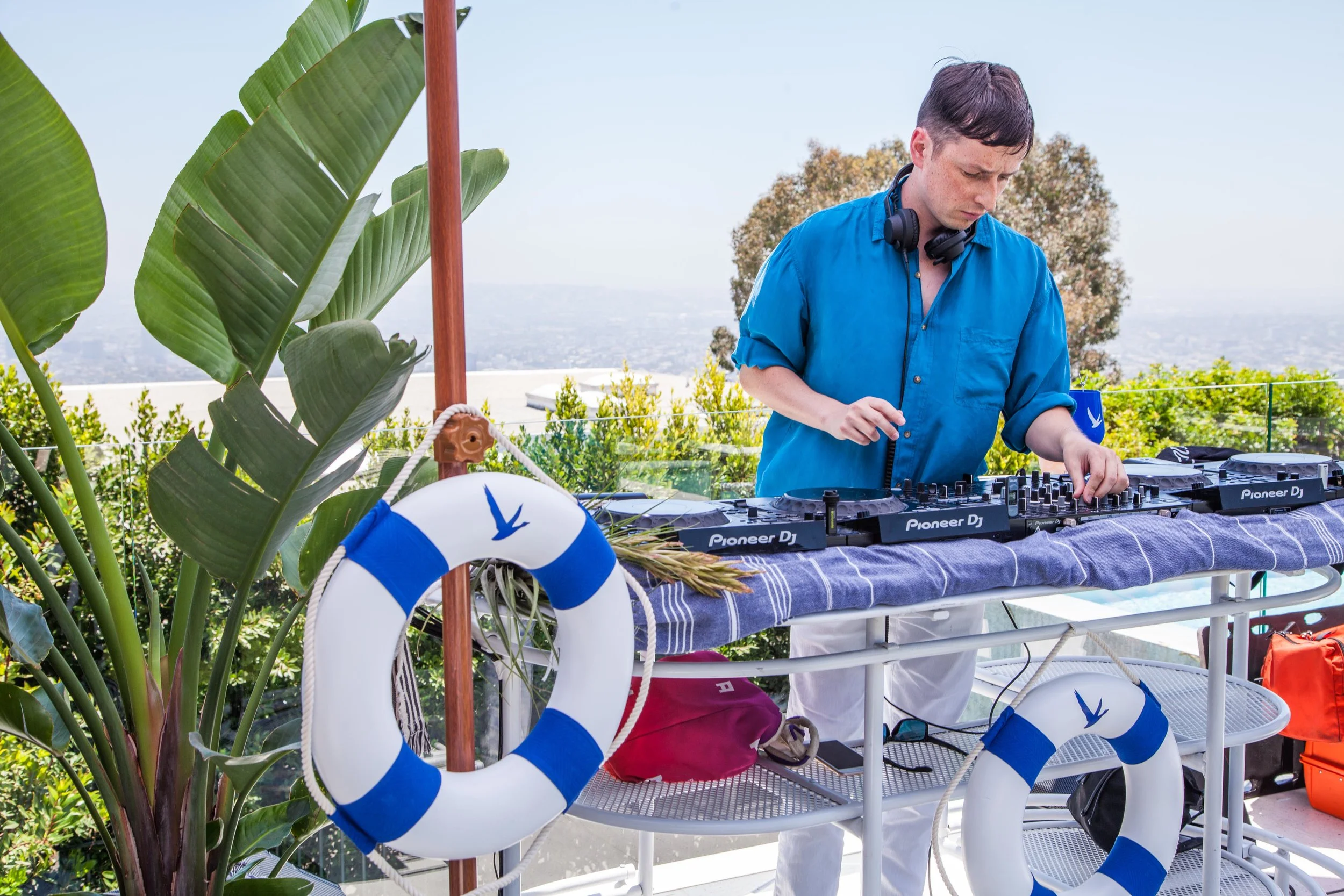 SOHO LA PRIDE POOL PARTY-57 (2).jpg