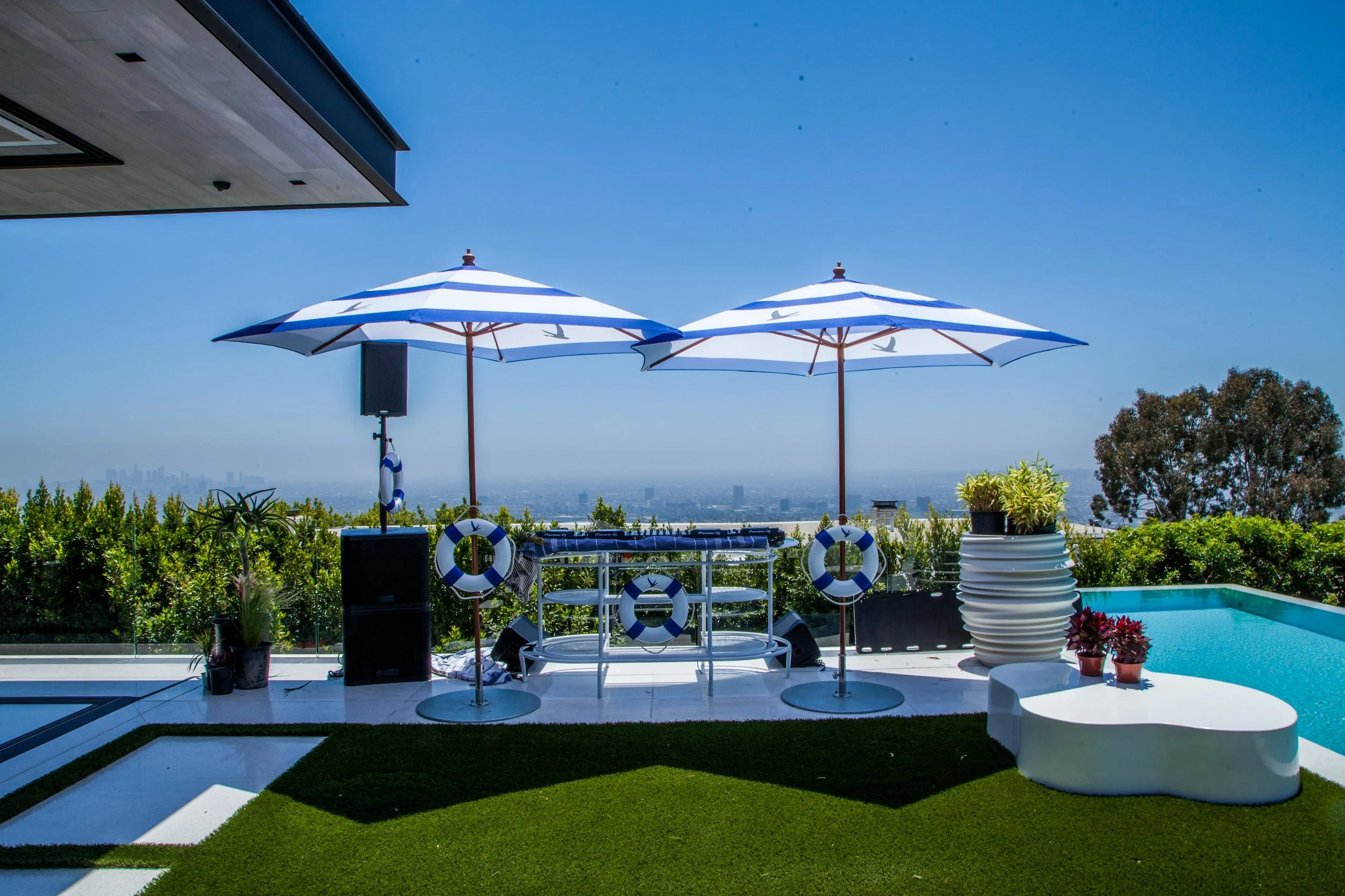 SOHO LA PRIDE POOL PARTY-10 (1).jpg