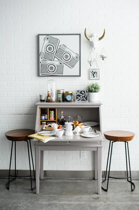 heidilau-ehlbook-desk-web-07.jpg