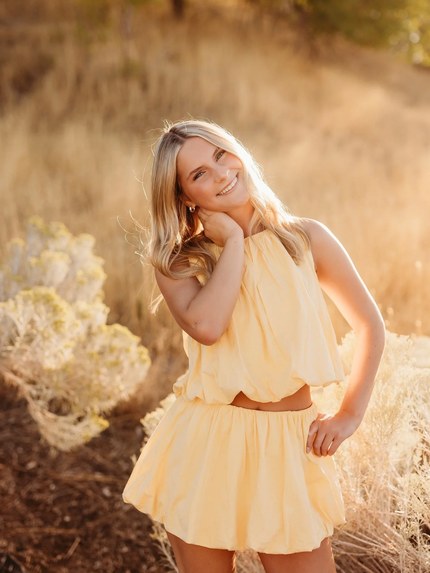 I think we could use something bright and cheery today, Happy Monday!