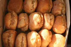  Baked Cinnamon Doughnuts with Cardamom Preserve 